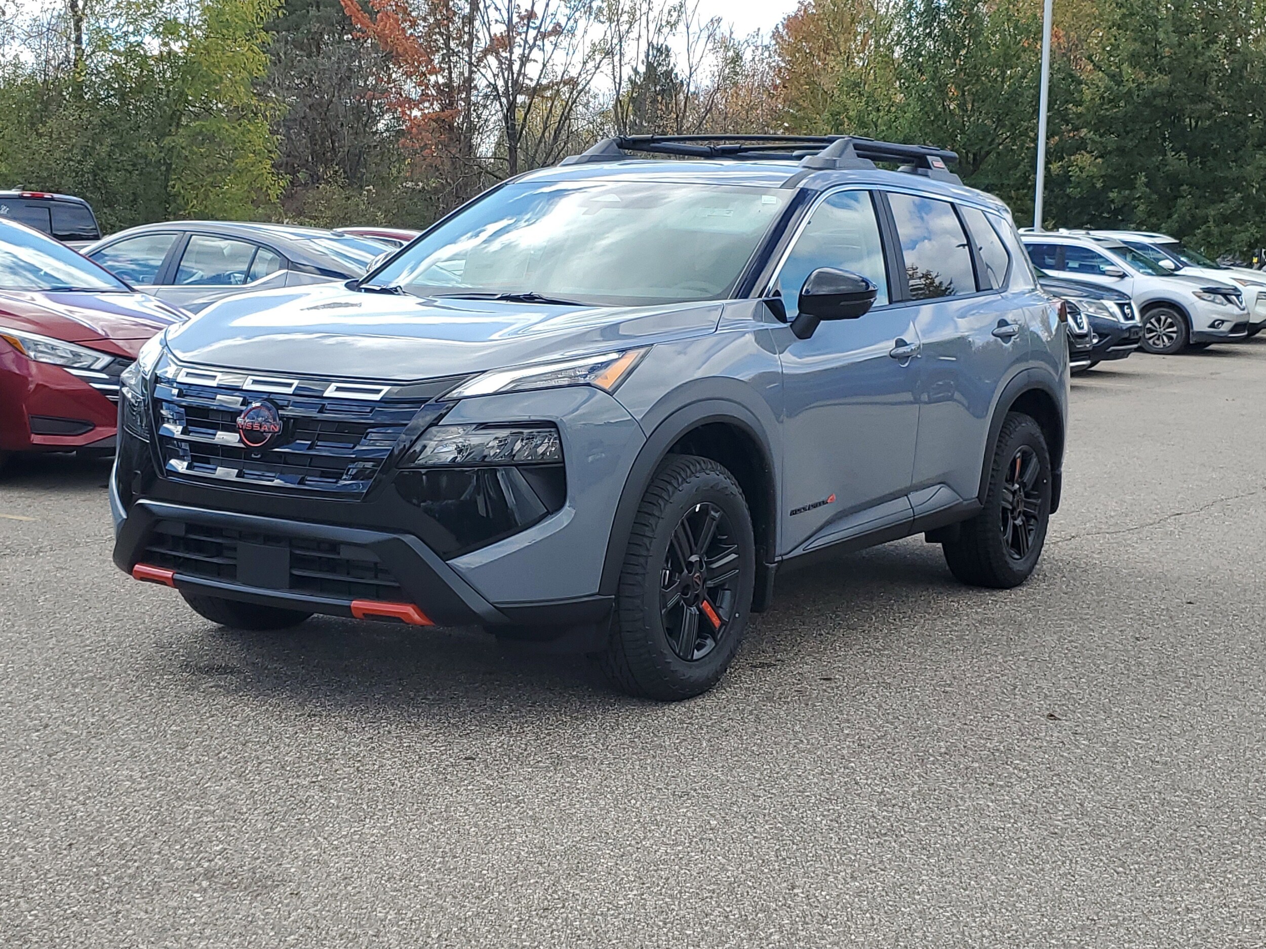 2026 Nissan Rogue SV photo 2