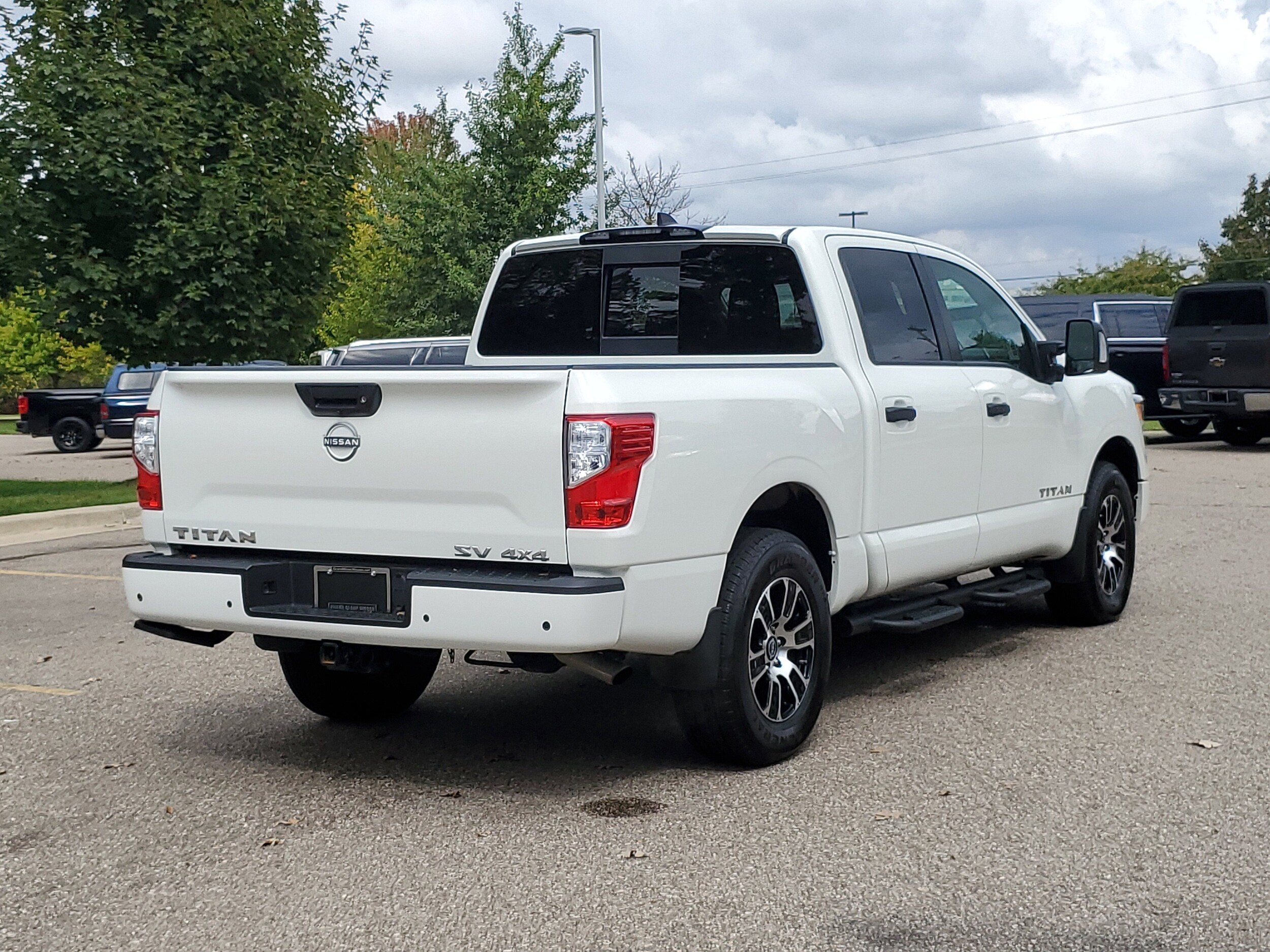 2024 Nissan Titan SV photo 4