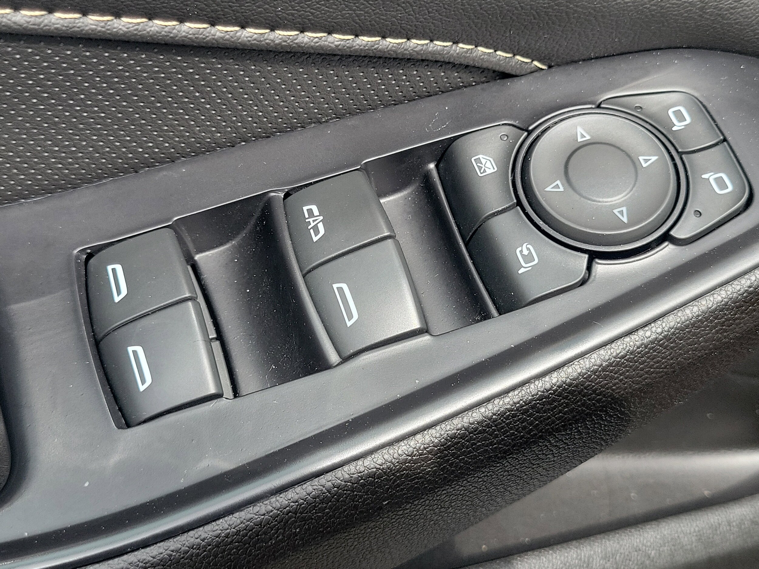 2022 Chevrolet Traverse Premier - Photo 25