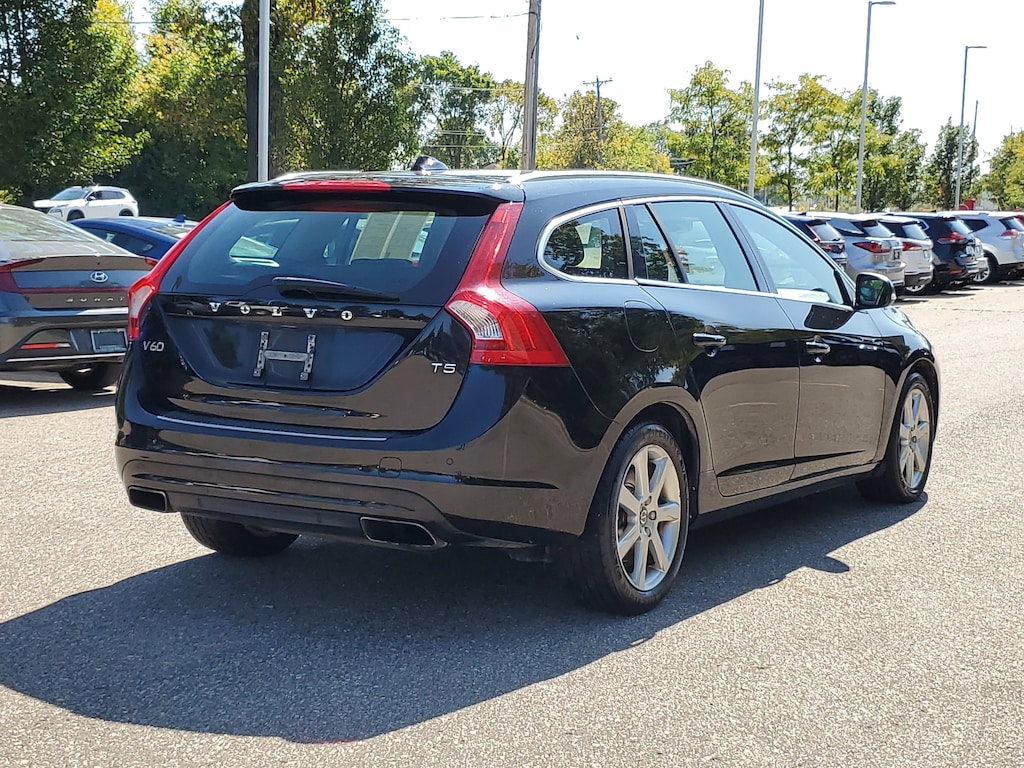 Used 2016 Volvo V60 T5 Drive-E Premier Wagon