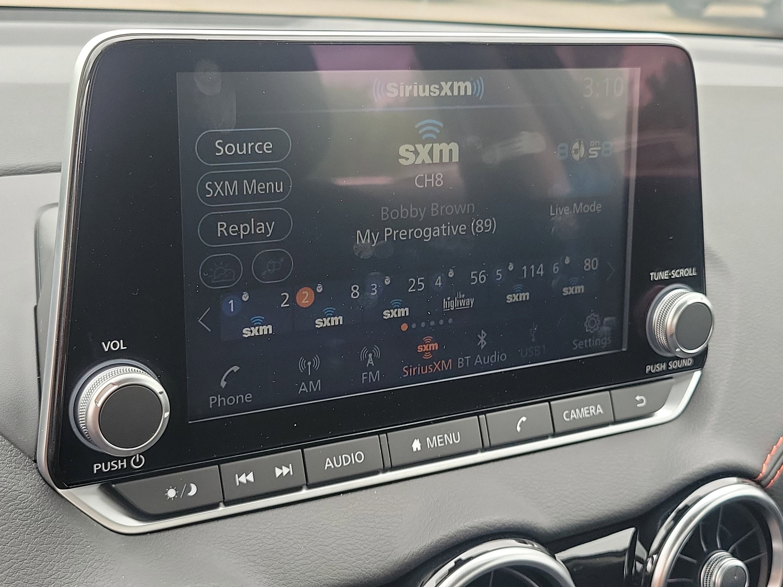 2025 Nissan Sentra SR - Photo 11