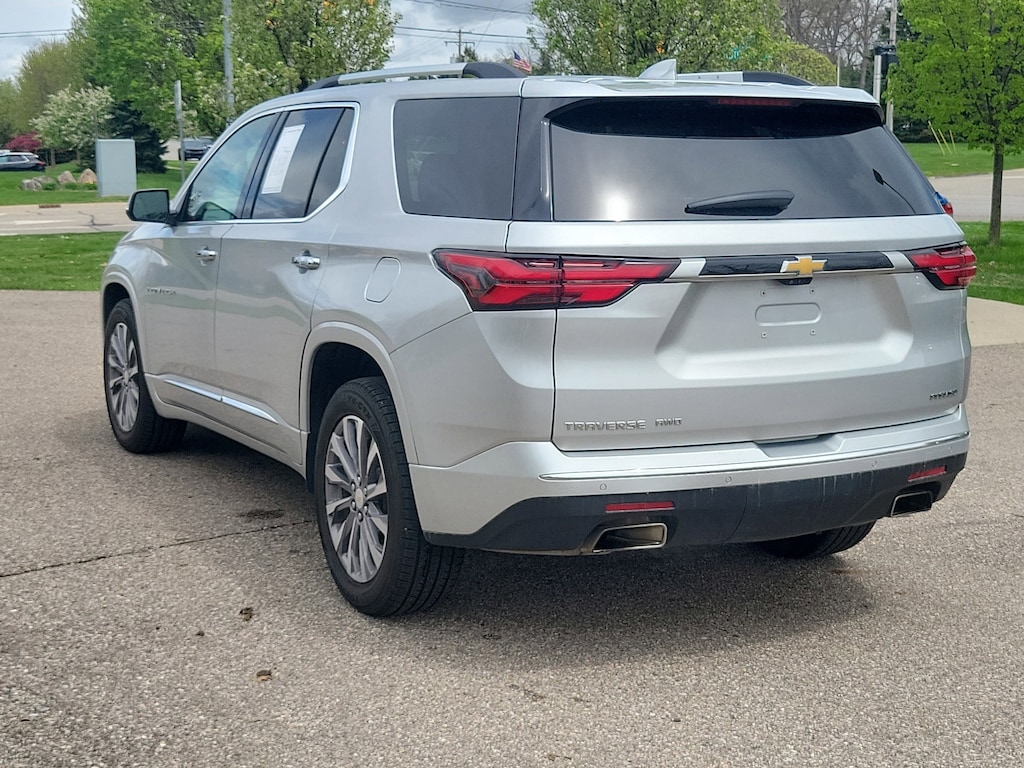 Used 2022 Chevrolet Traverse Premier SUV