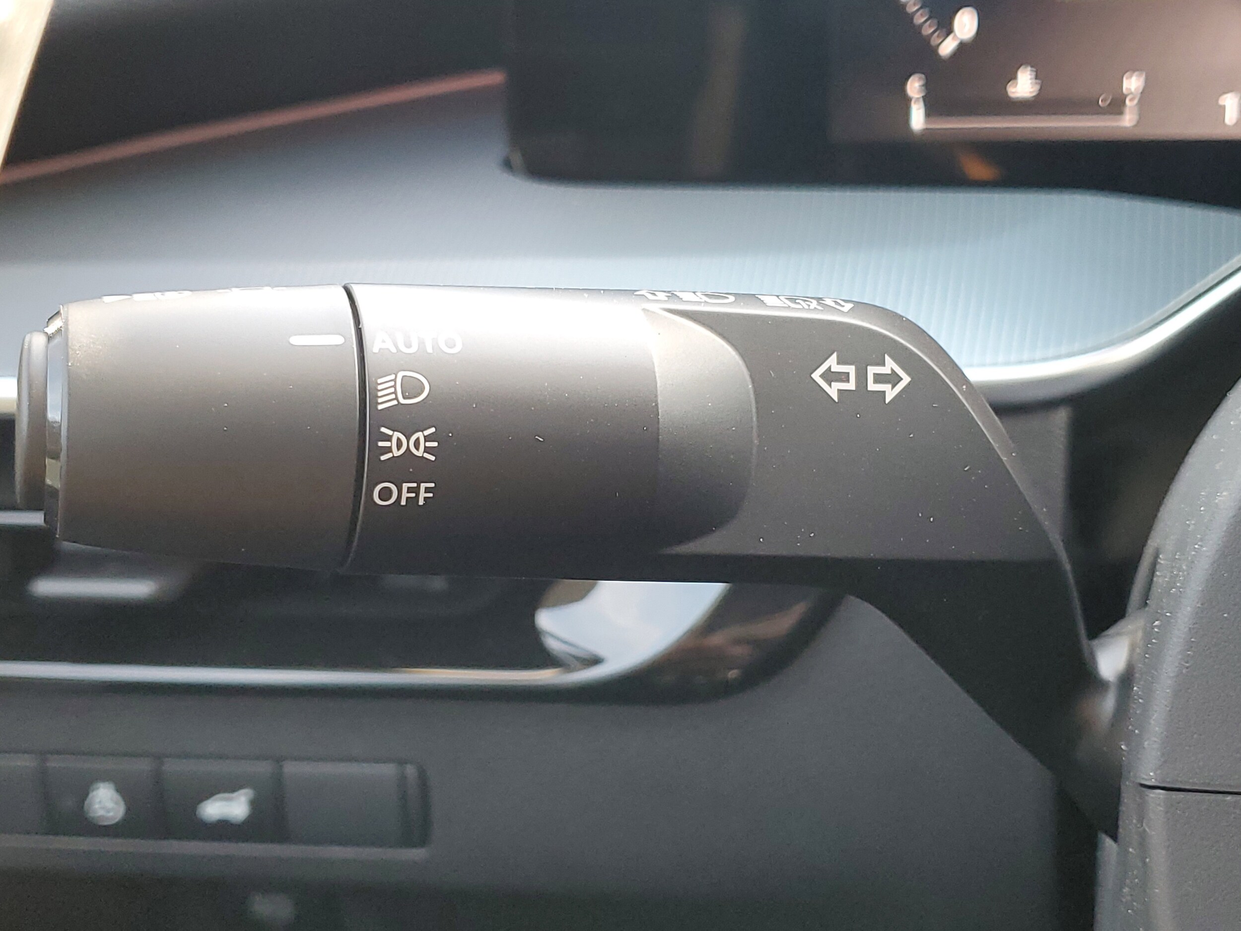 2025 Nissan Murano SL - Photo 12