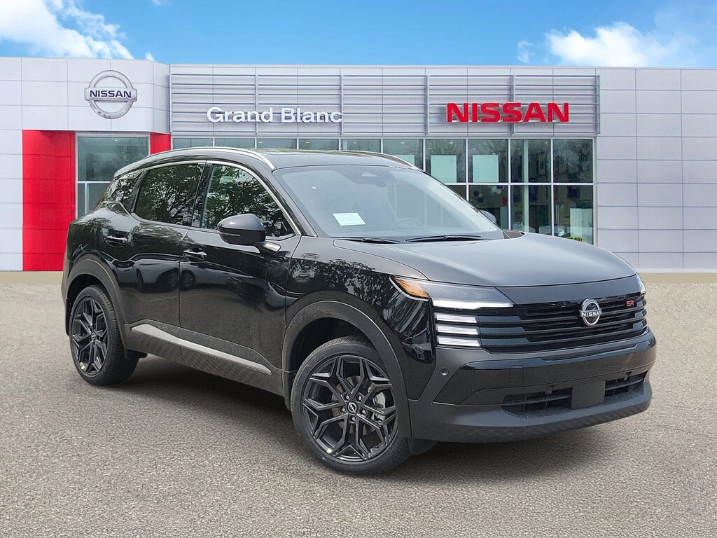 New 2025 Nissan Kicks SR SUV