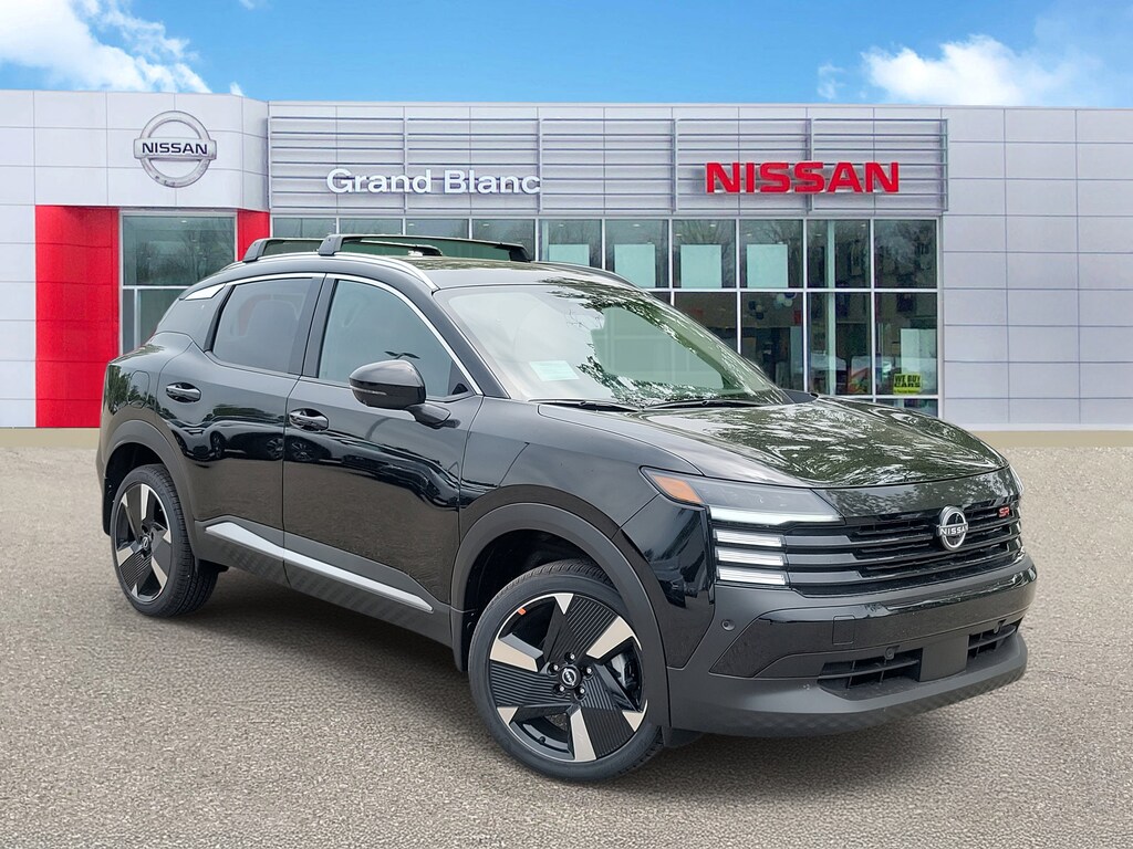 New 2025 Nissan Kicks SR SUV