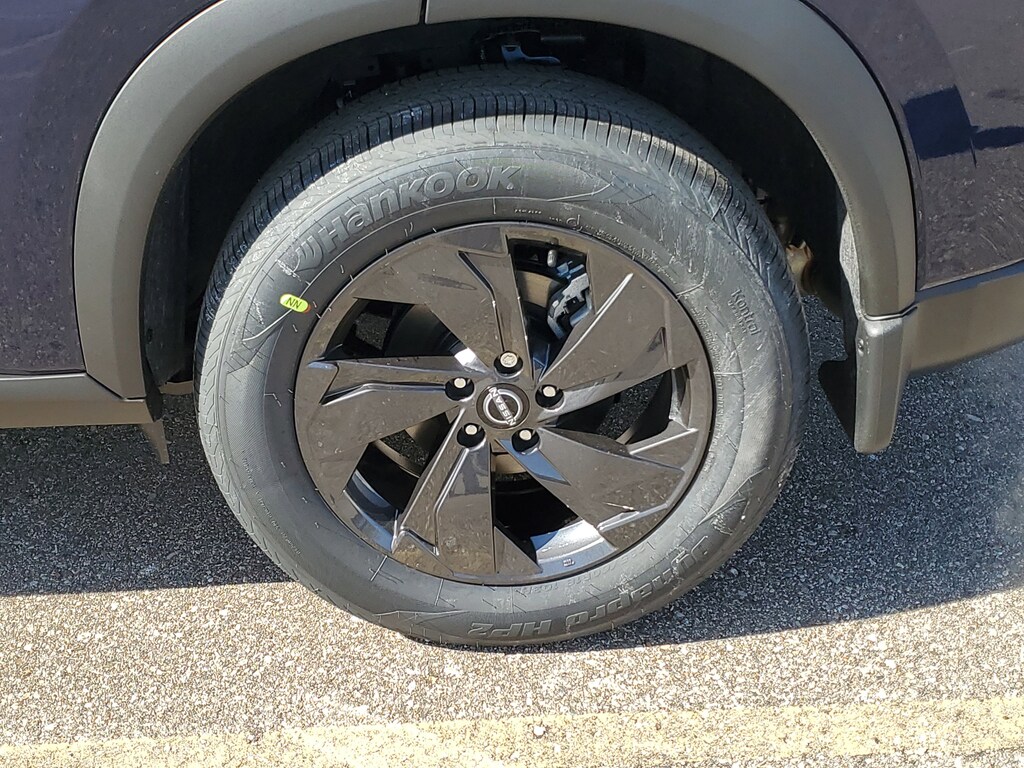 New 2026 Nissan Rogue SV SUV