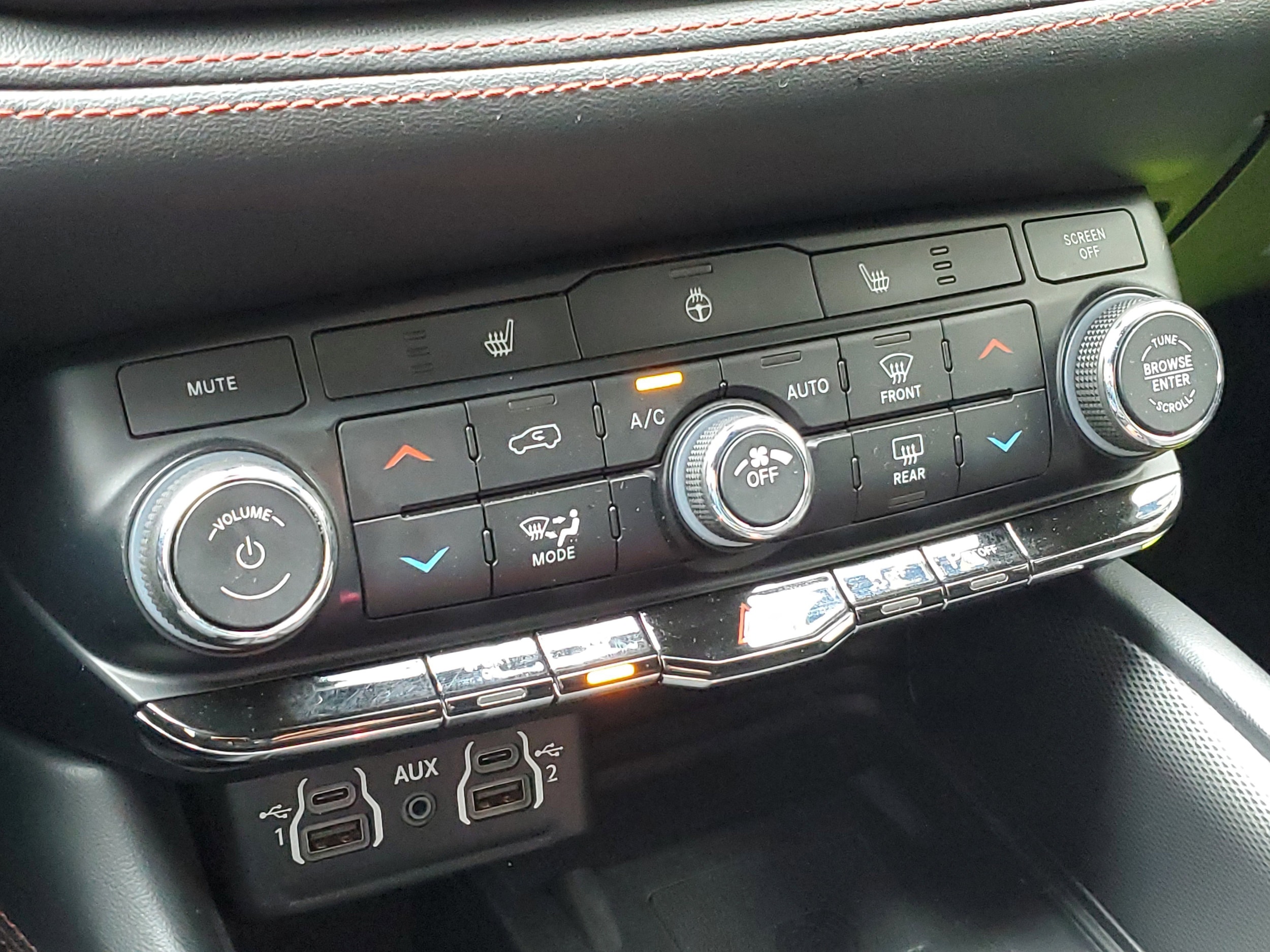 2023 Dodge Durango R/T - Photo 18