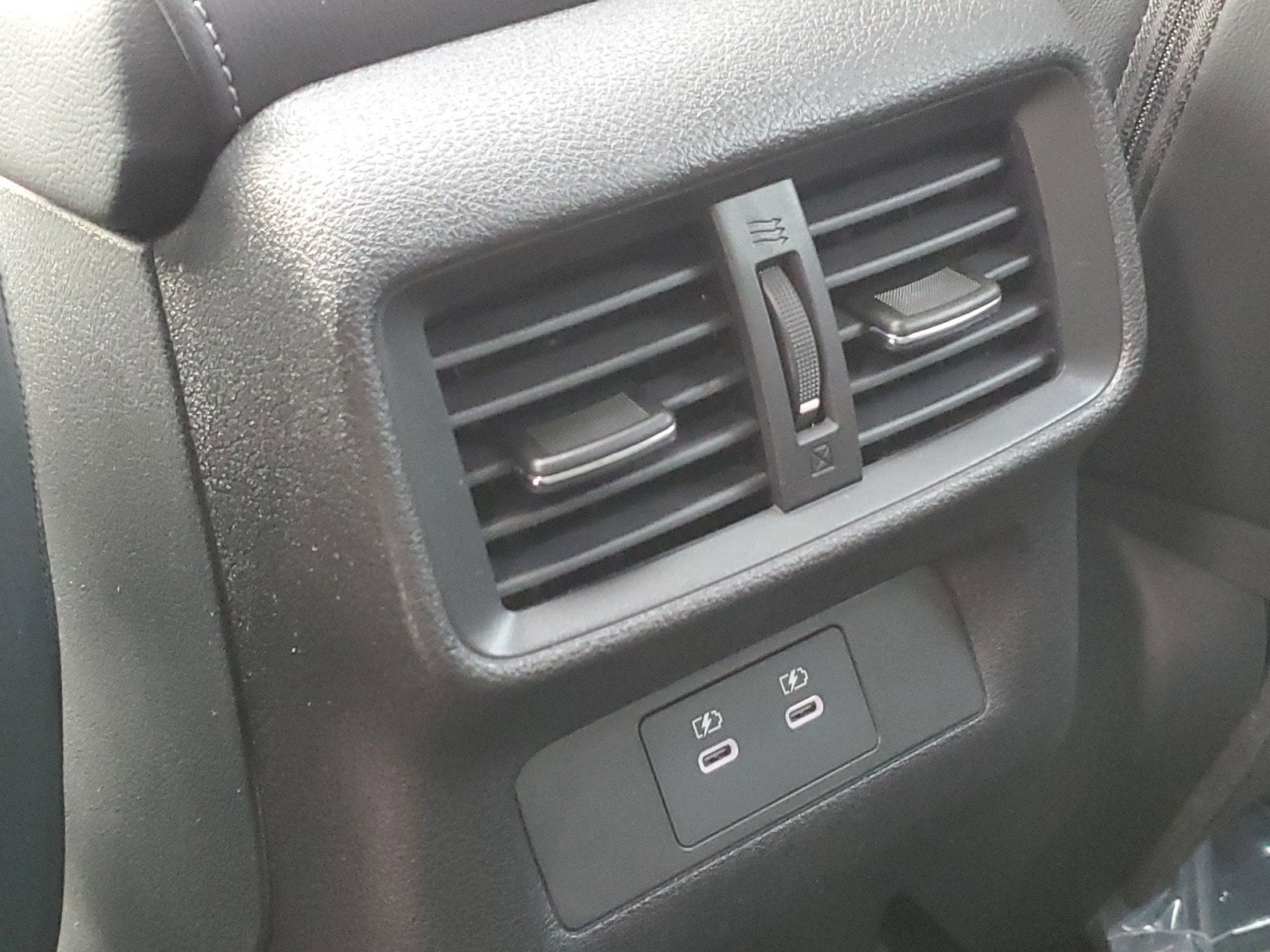 2025 Nissan Murano SL - Photo 28