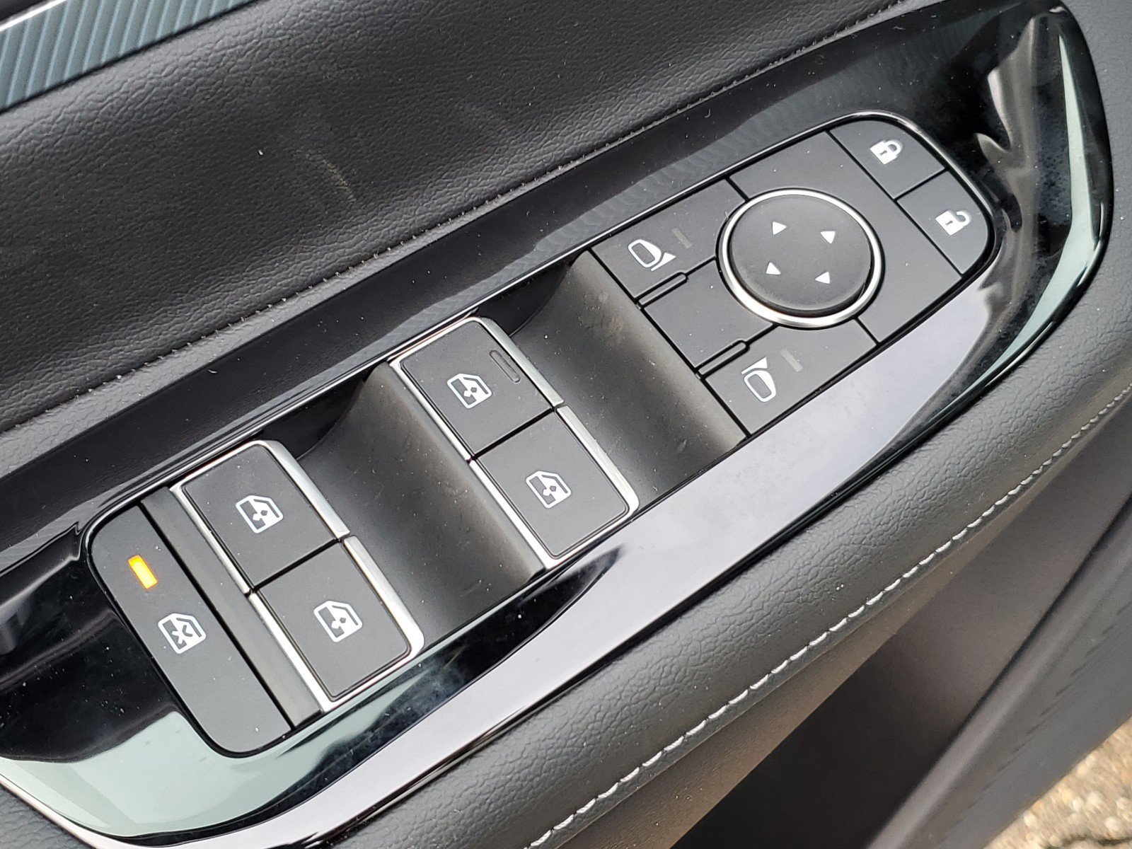 2025 Nissan Murano SL - Photo 23