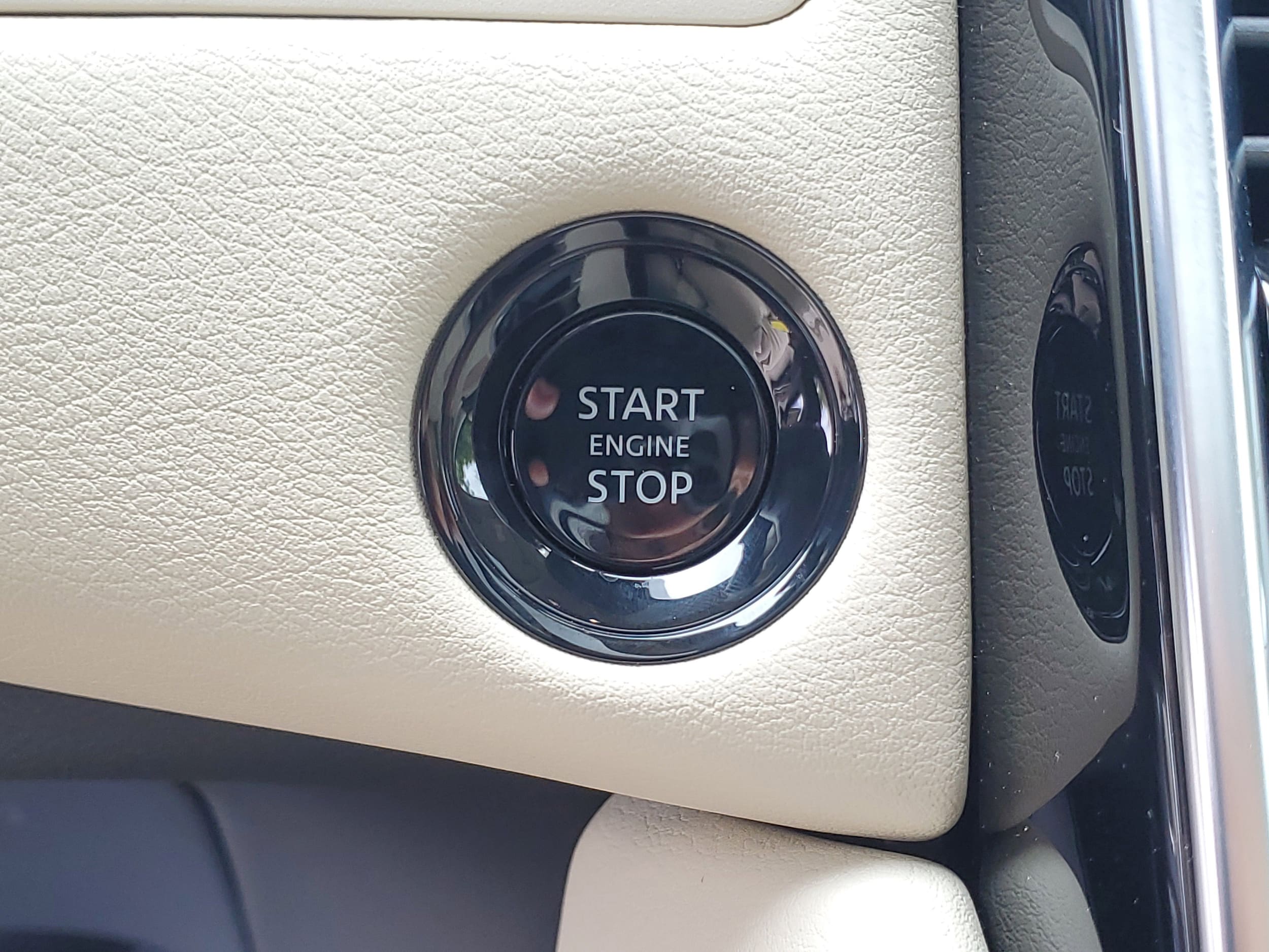 2025 Nissan Armada Platinum Reserve - Photo 13