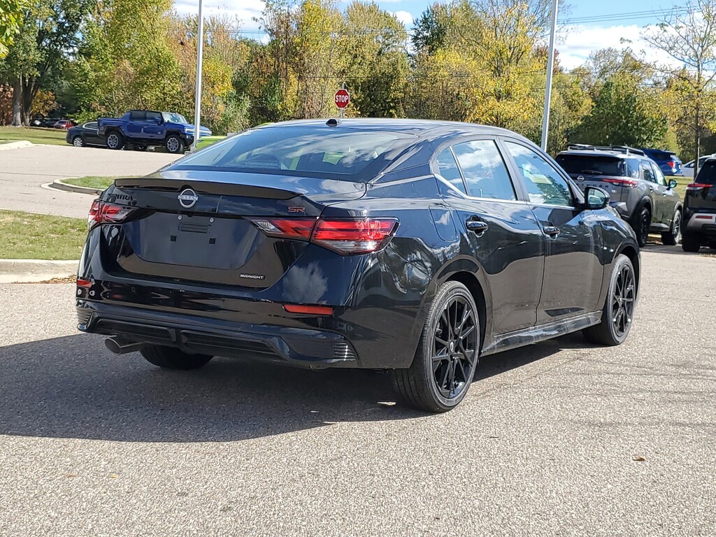 New 2025 Nissan Sentra SR Sedan