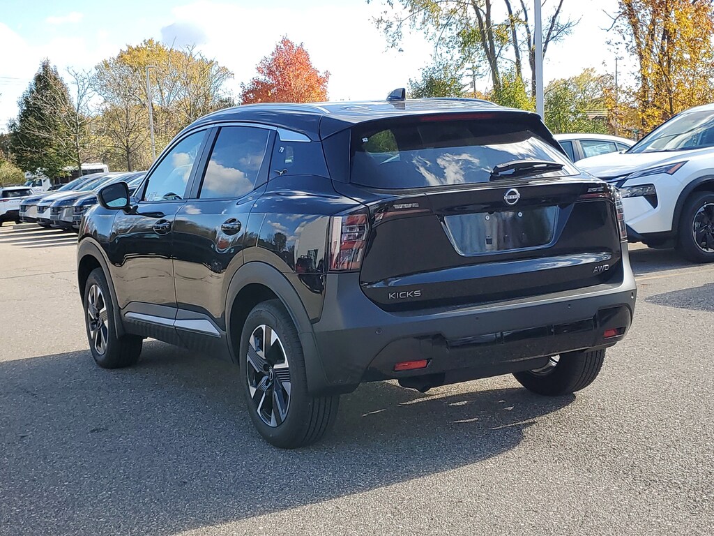 New 2026 Nissan Kicks SV SUV