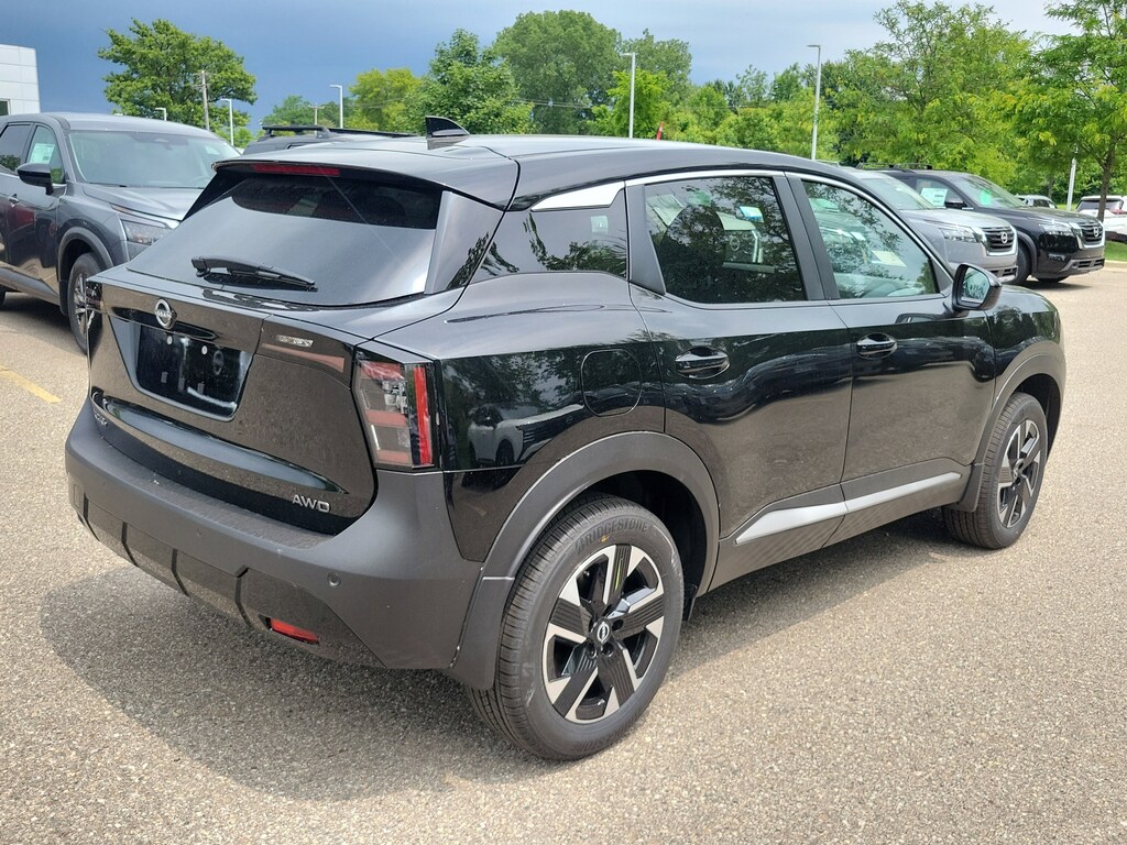 New 2025 Nissan Kicks SV SUV