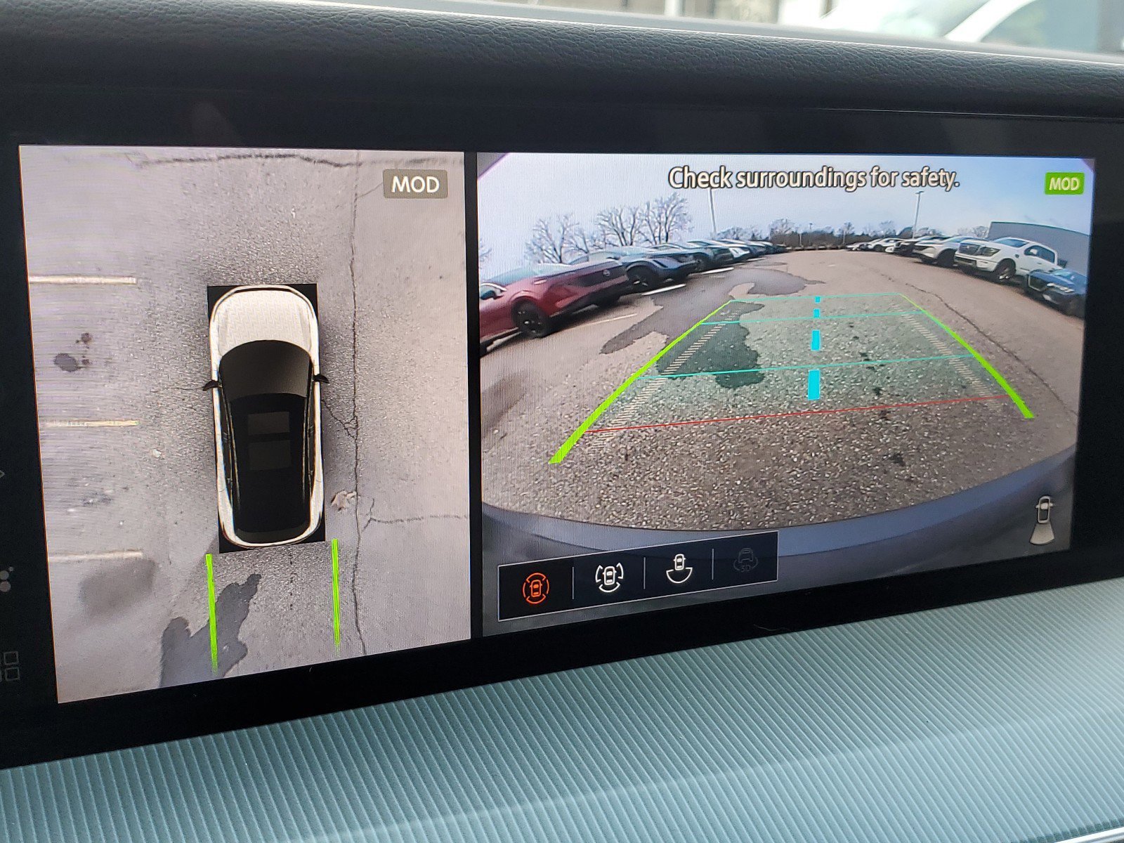 2025 Nissan Murano SL - Photo 17