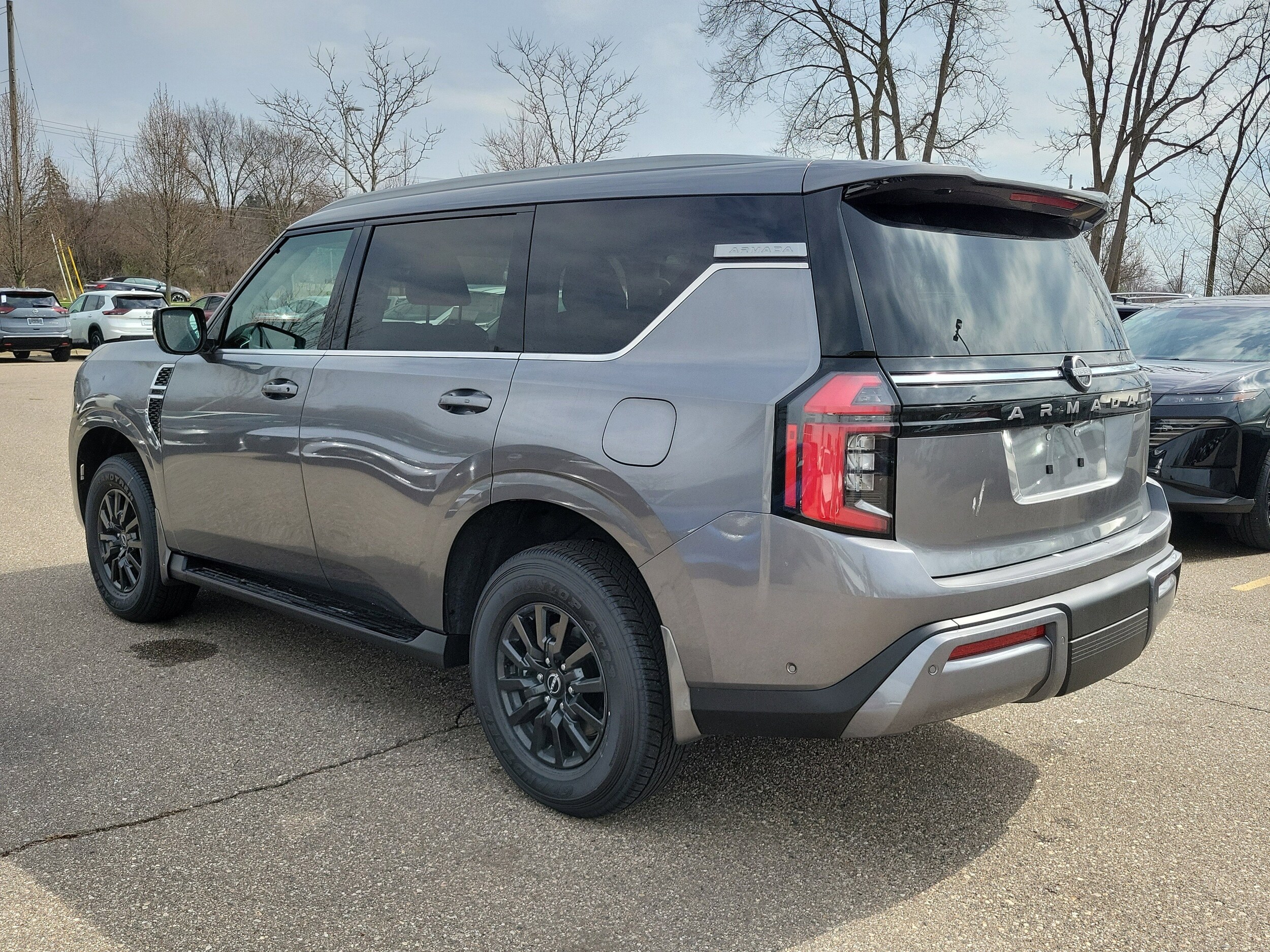 2025 Nissan Armada SV photo 3