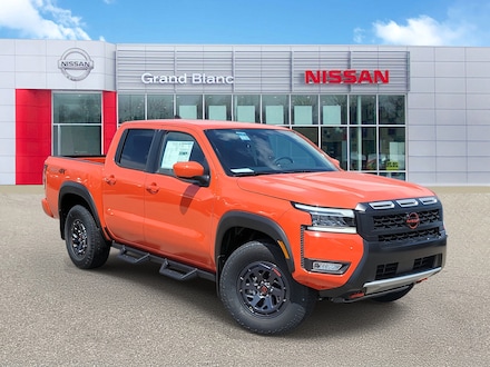 2025 Nissan Frontier PRO-4X Truck Crew Cab