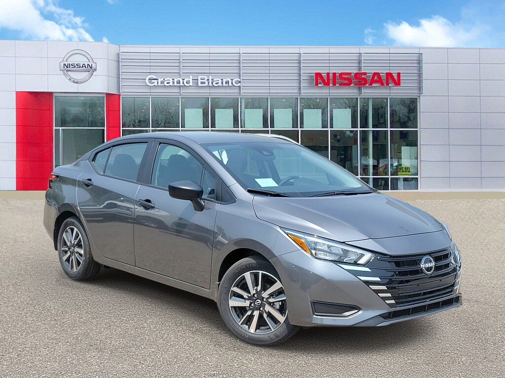 New 2025 Nissan Versa 1.6 S Sedan