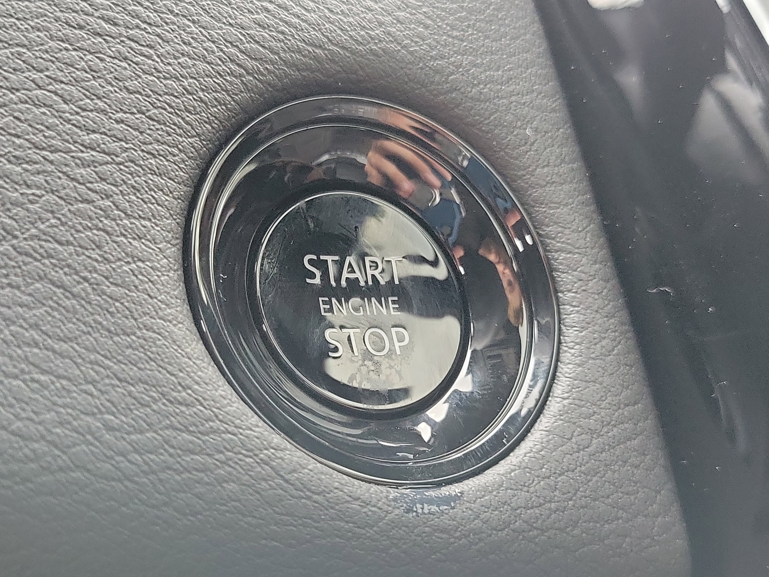 2025 Nissan Armada Platinum - Photo 12
