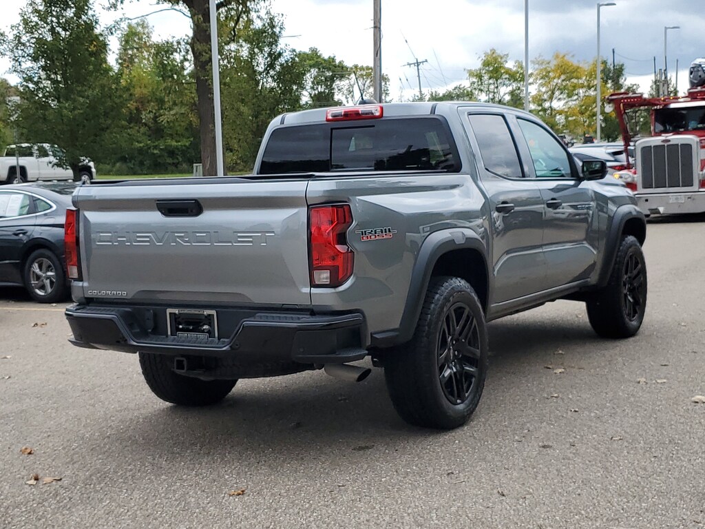 Used 2024 Chevrolet Colorado Trail Boss Truck Crew Cab