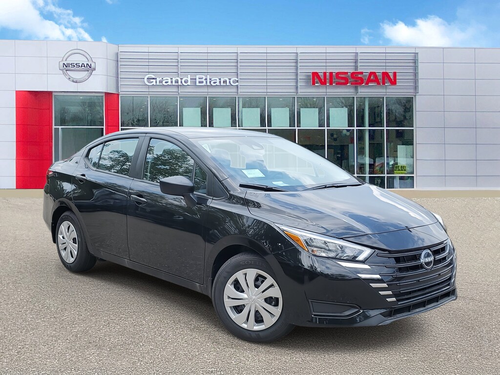 New 2025 Nissan Versa 1.6 S Sedan