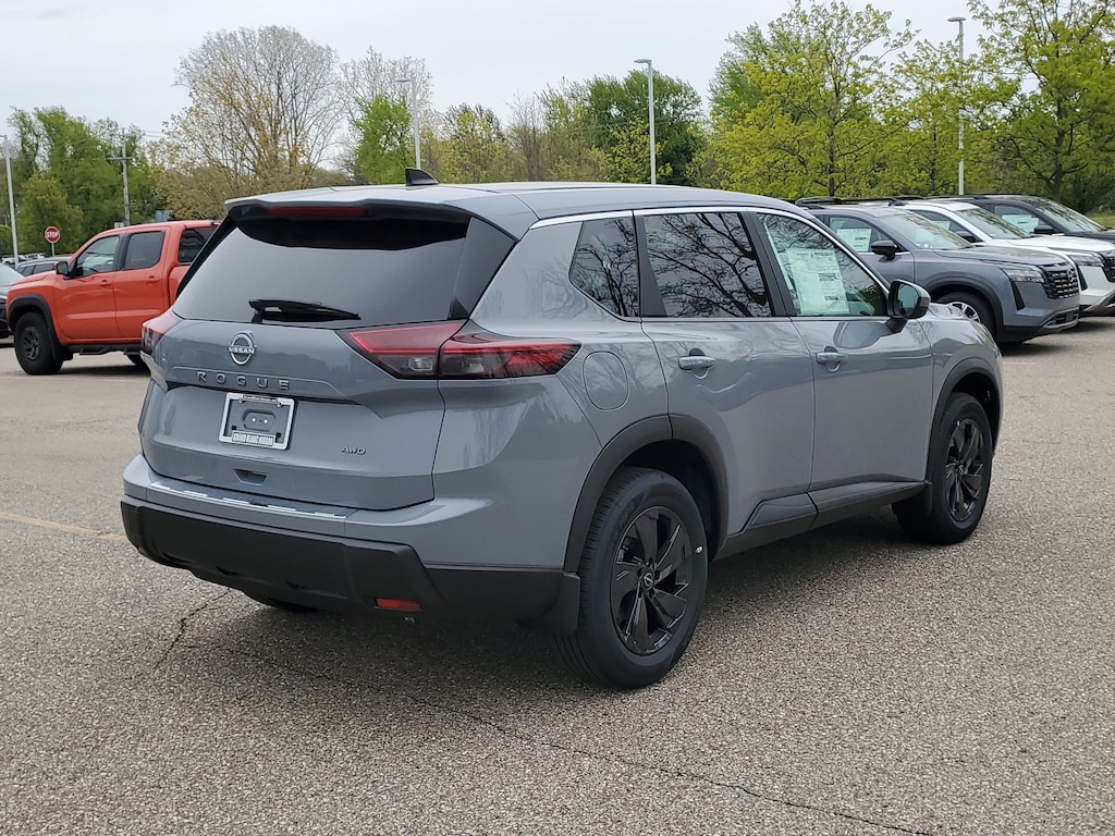 New 2026 Nissan Rogue SV SUV