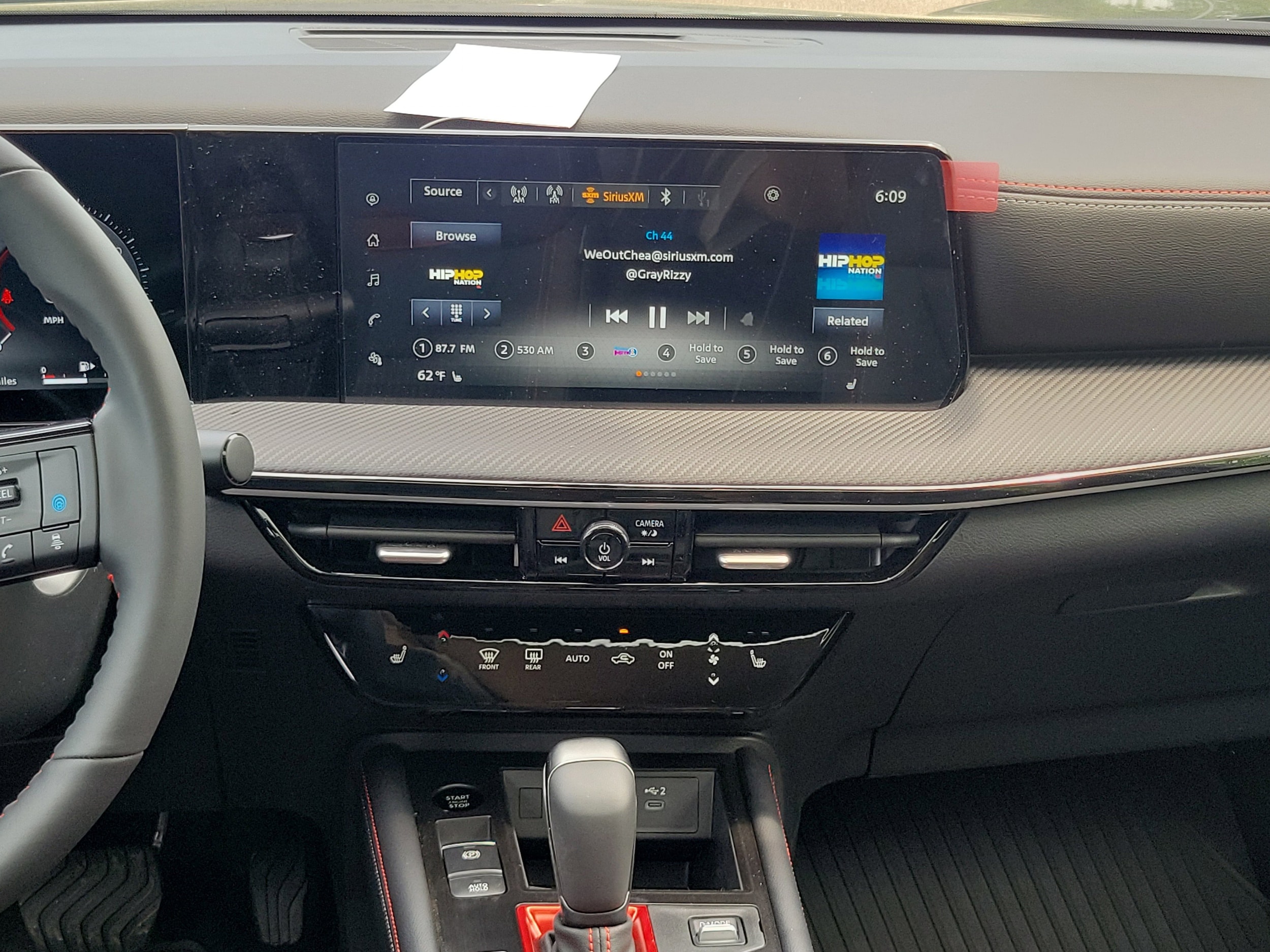 2025 Nissan Kicks SR AWD - Photo 25