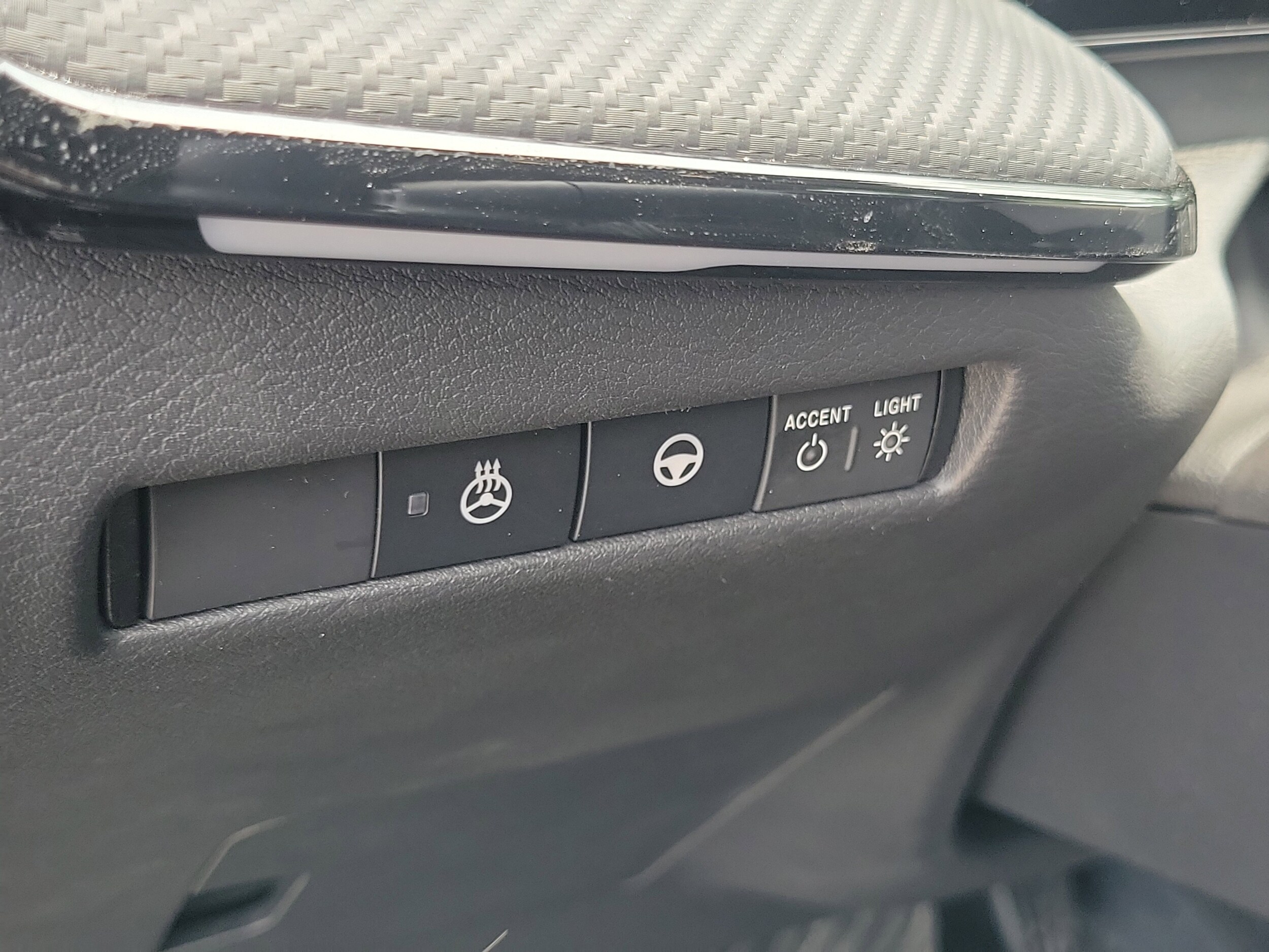 2025 Nissan Kicks SR AWD - Photo 9