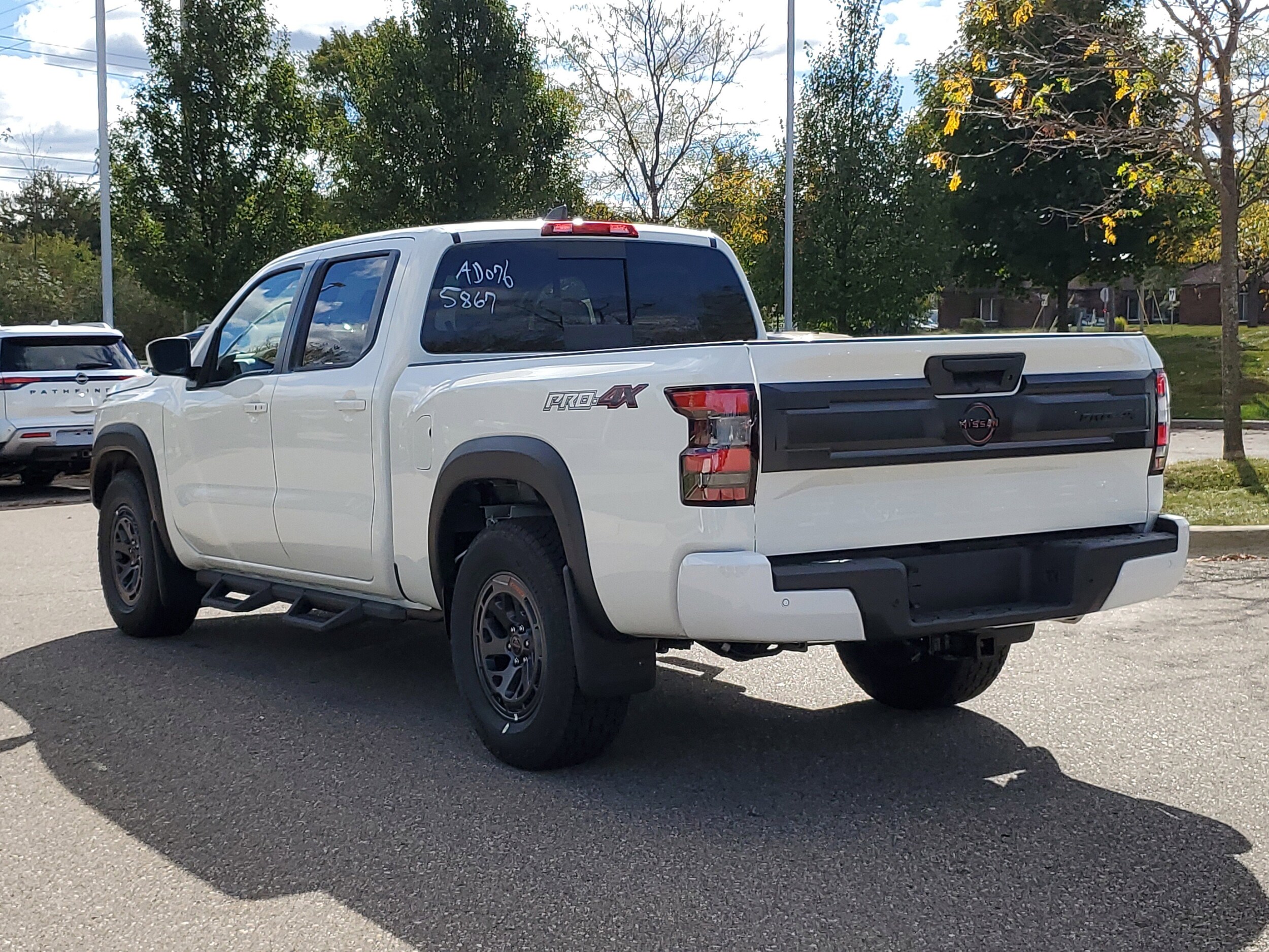 2026 Nissan Frontier PRO-4X photo 3