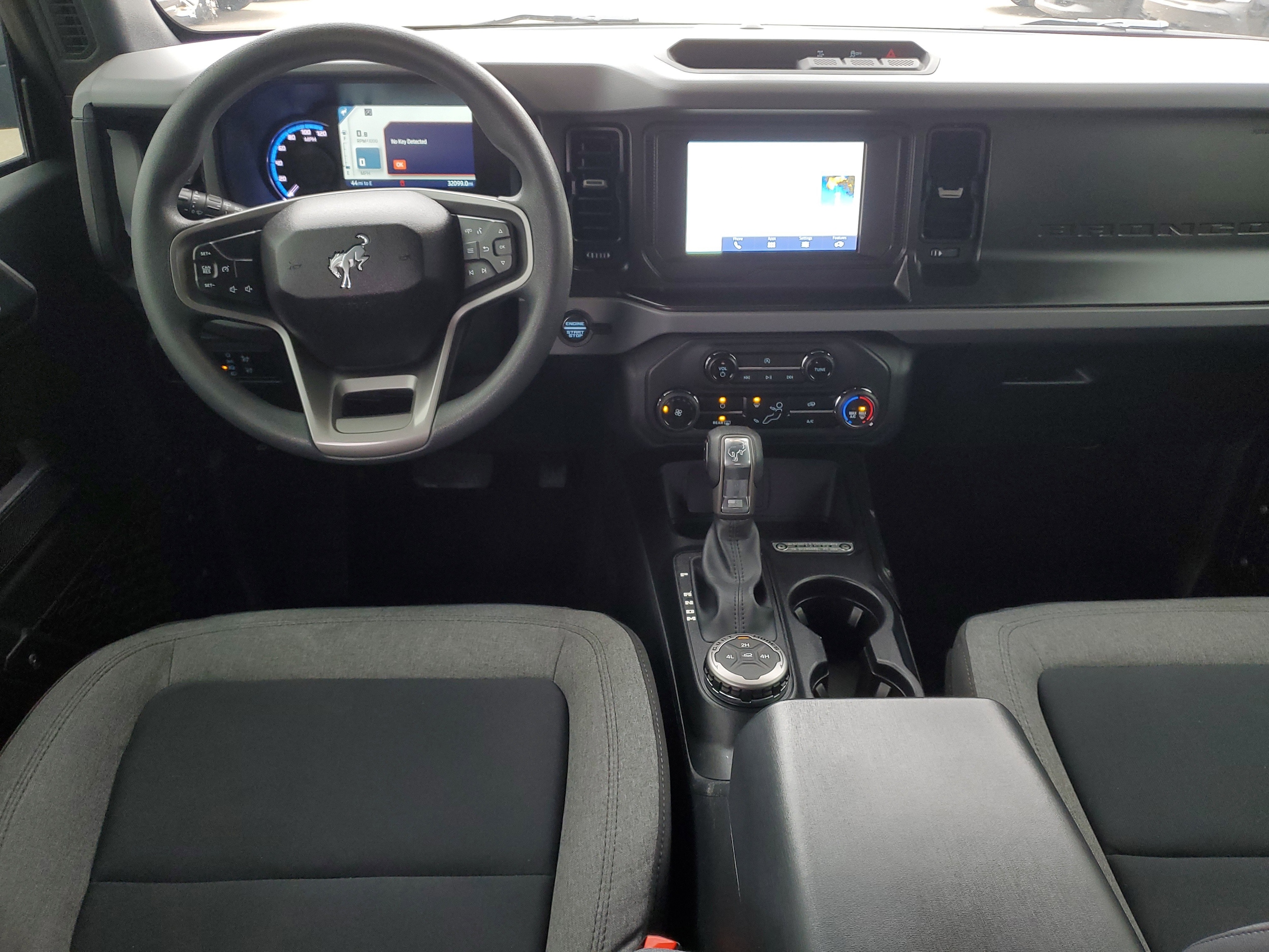 2023 Ford Bronco 4-Door Base - Photo 22