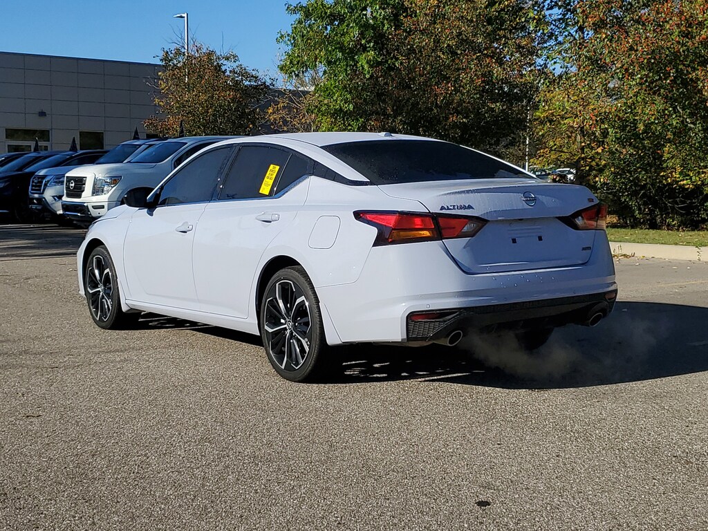 Certified 2025 Nissan Altima SR Sedan