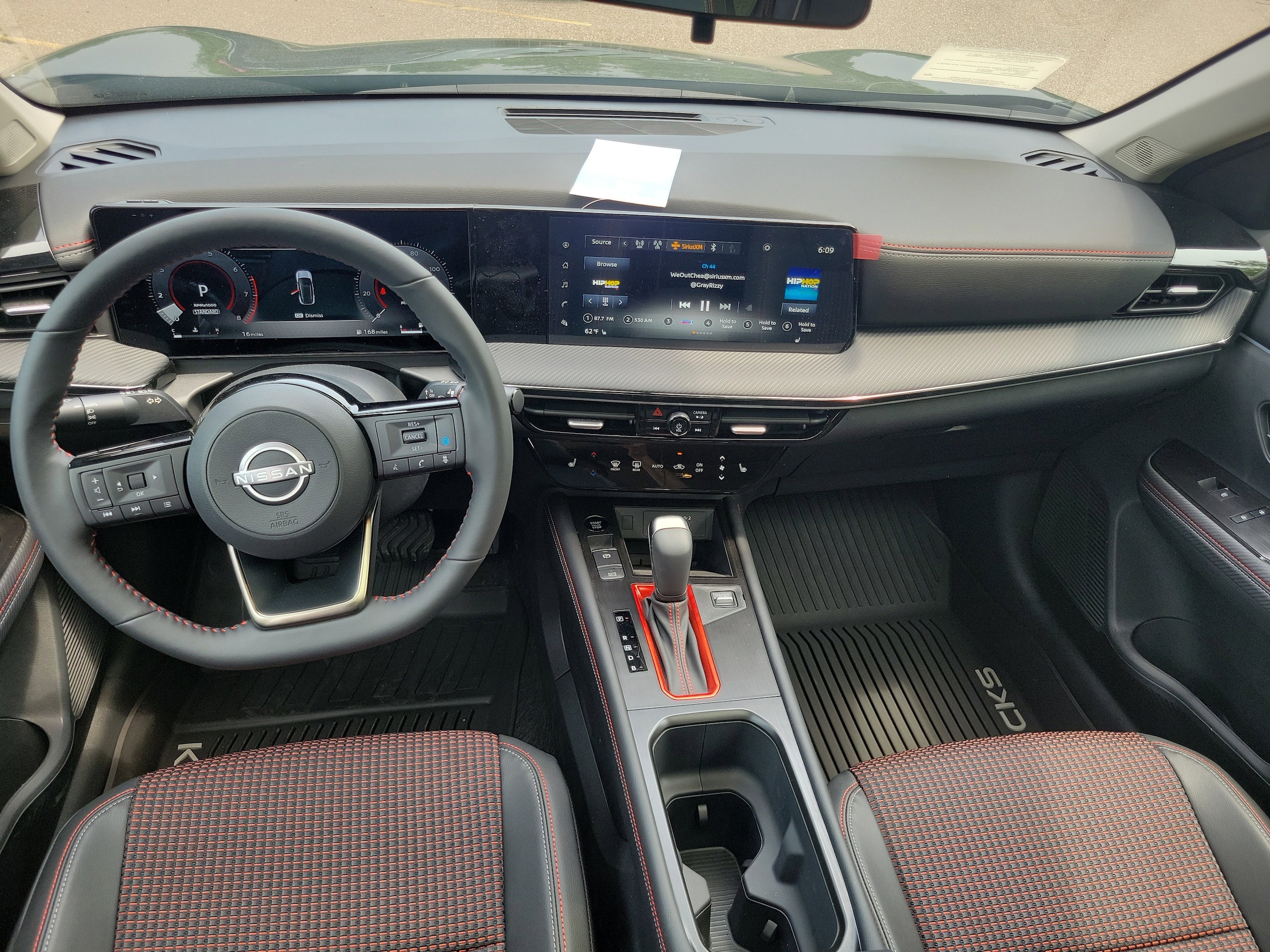 2025 Nissan Kicks SR AWD - Photo 23