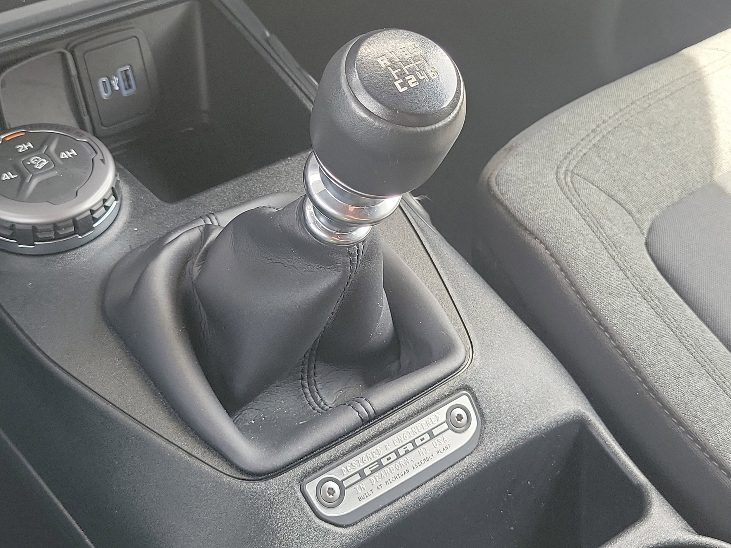 2022 Ford Bronco 2-Door Base - Photo 19