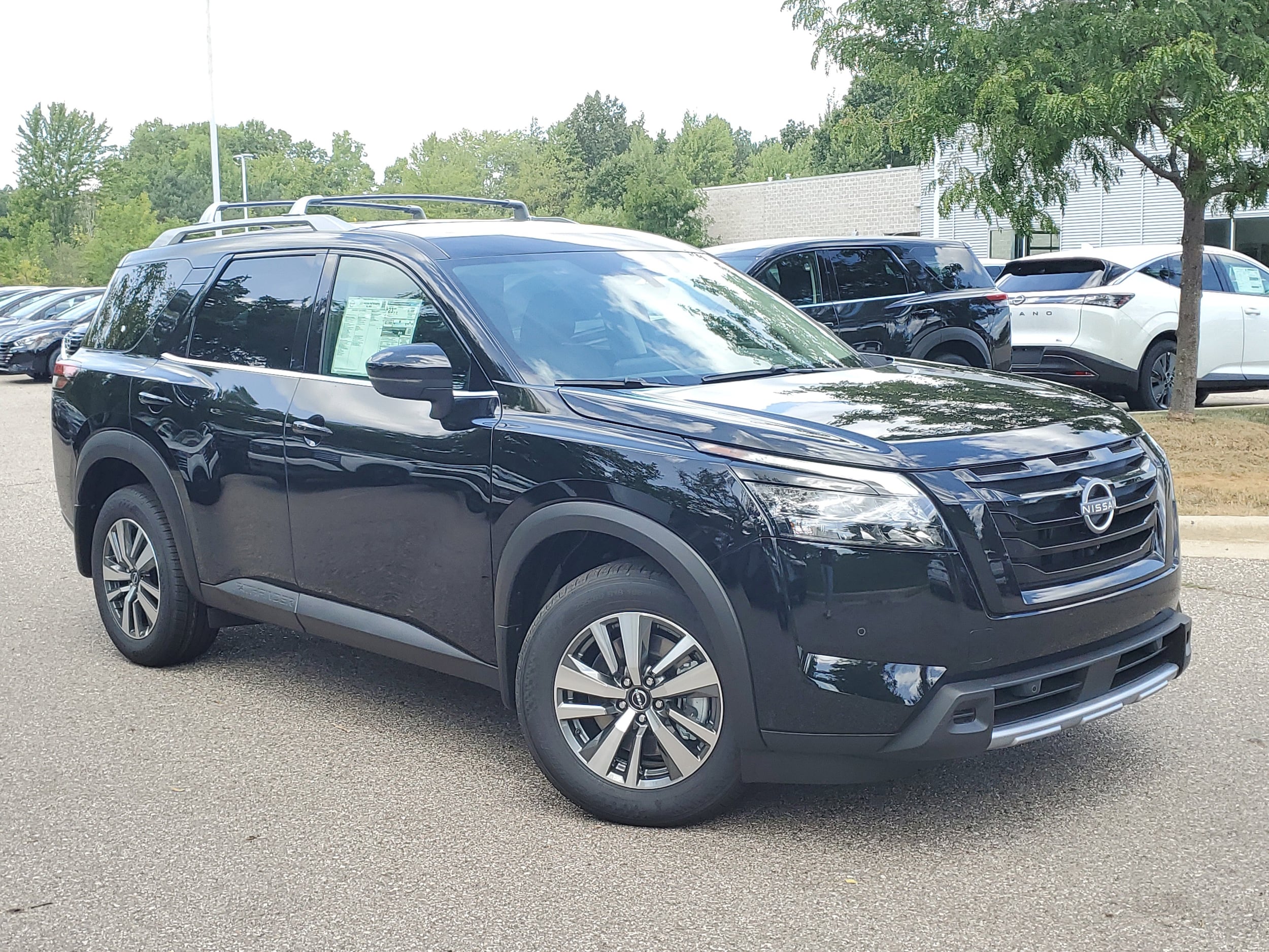 2025 Nissan Pathfinder SUV 