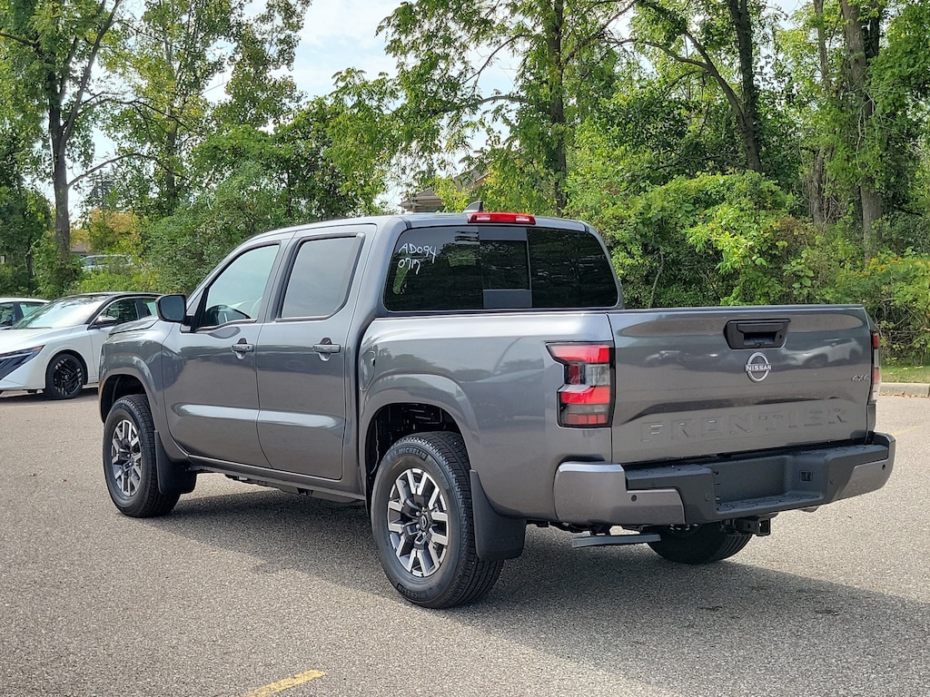 New 2026 Nissan Frontier SV Truck Crew Cab