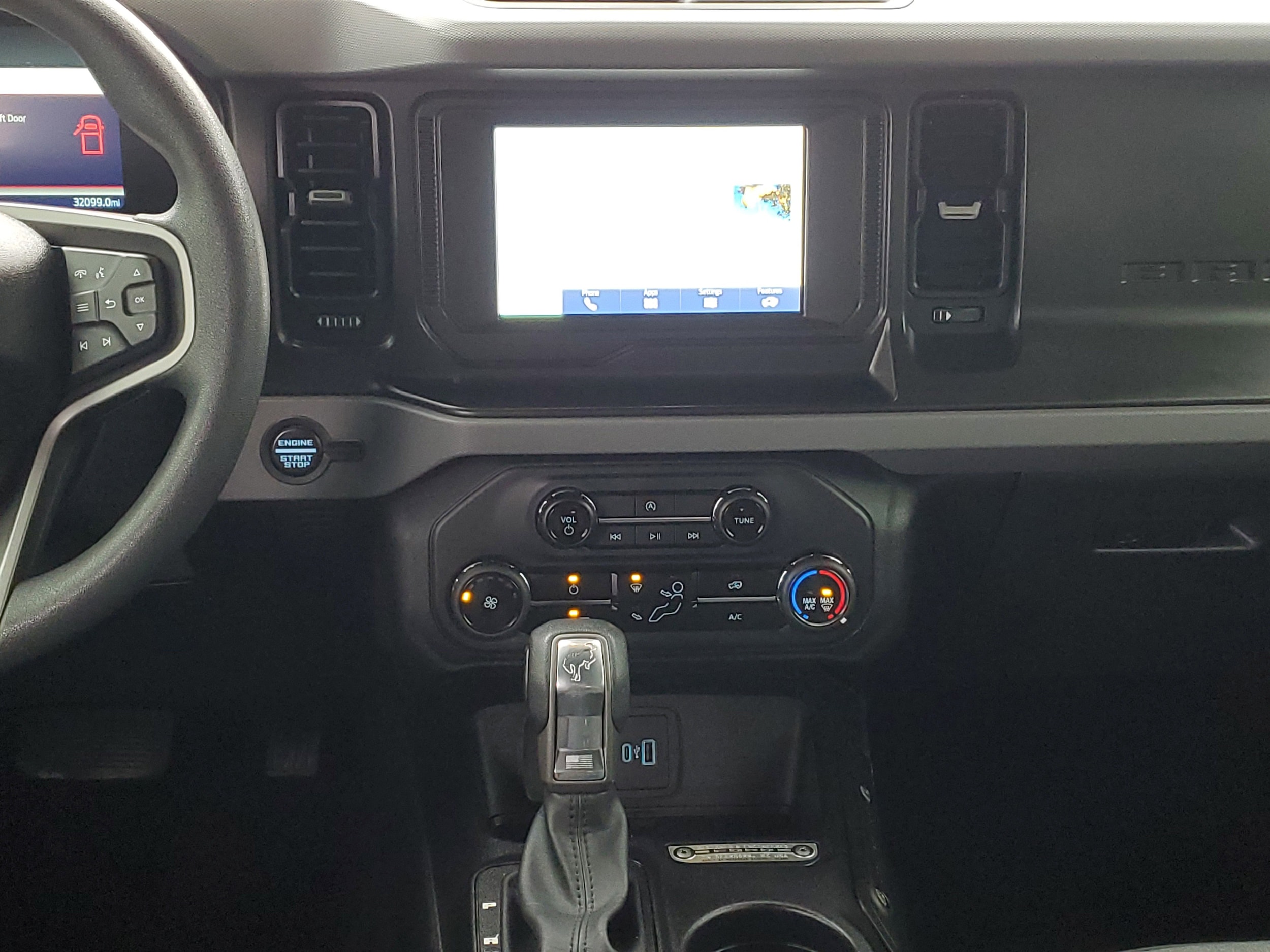 2023 Ford Bronco 4-Door Base - Photo 24
