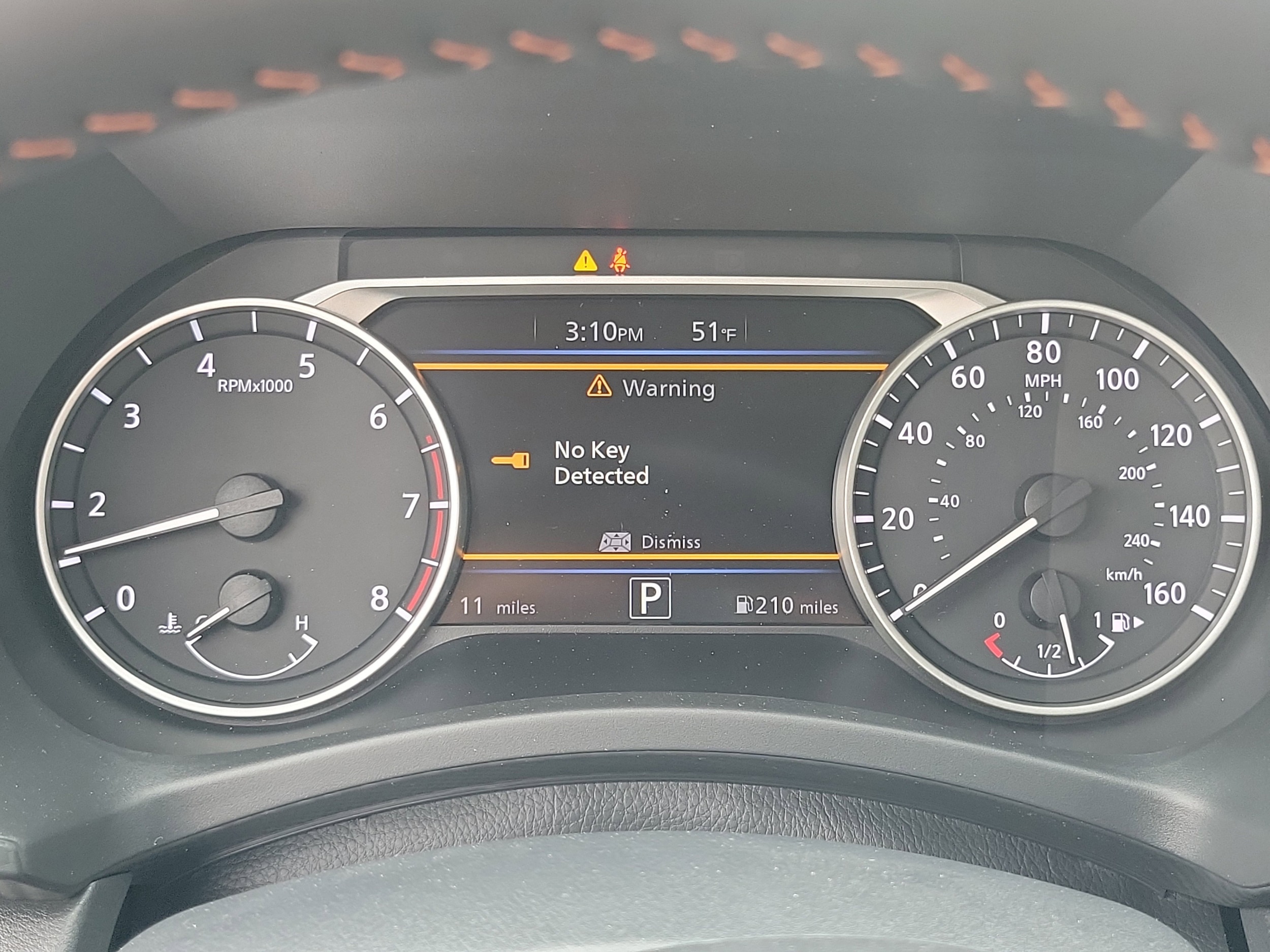 2025 Nissan Sentra SR - Photo 8