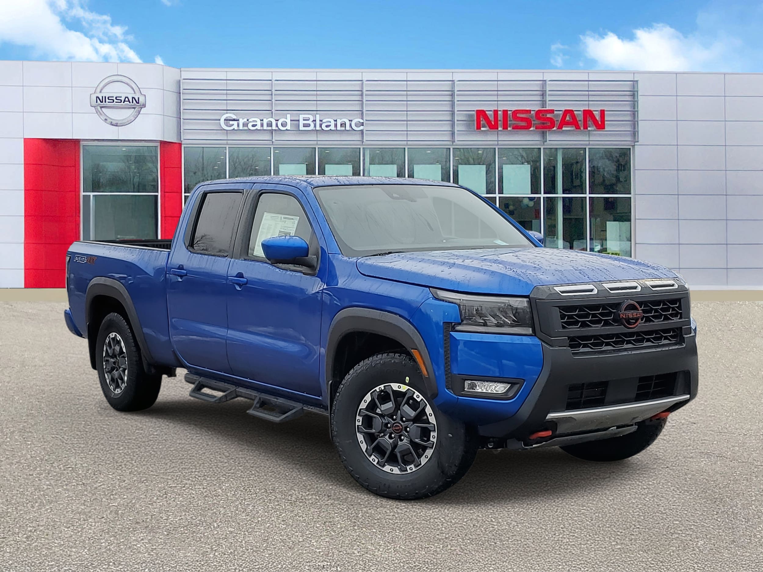 2026 Nissan Frontier PRO-4X's photo