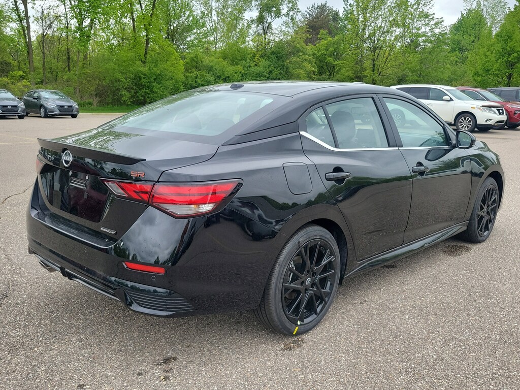 New 2025 Nissan Sentra SR Sedan