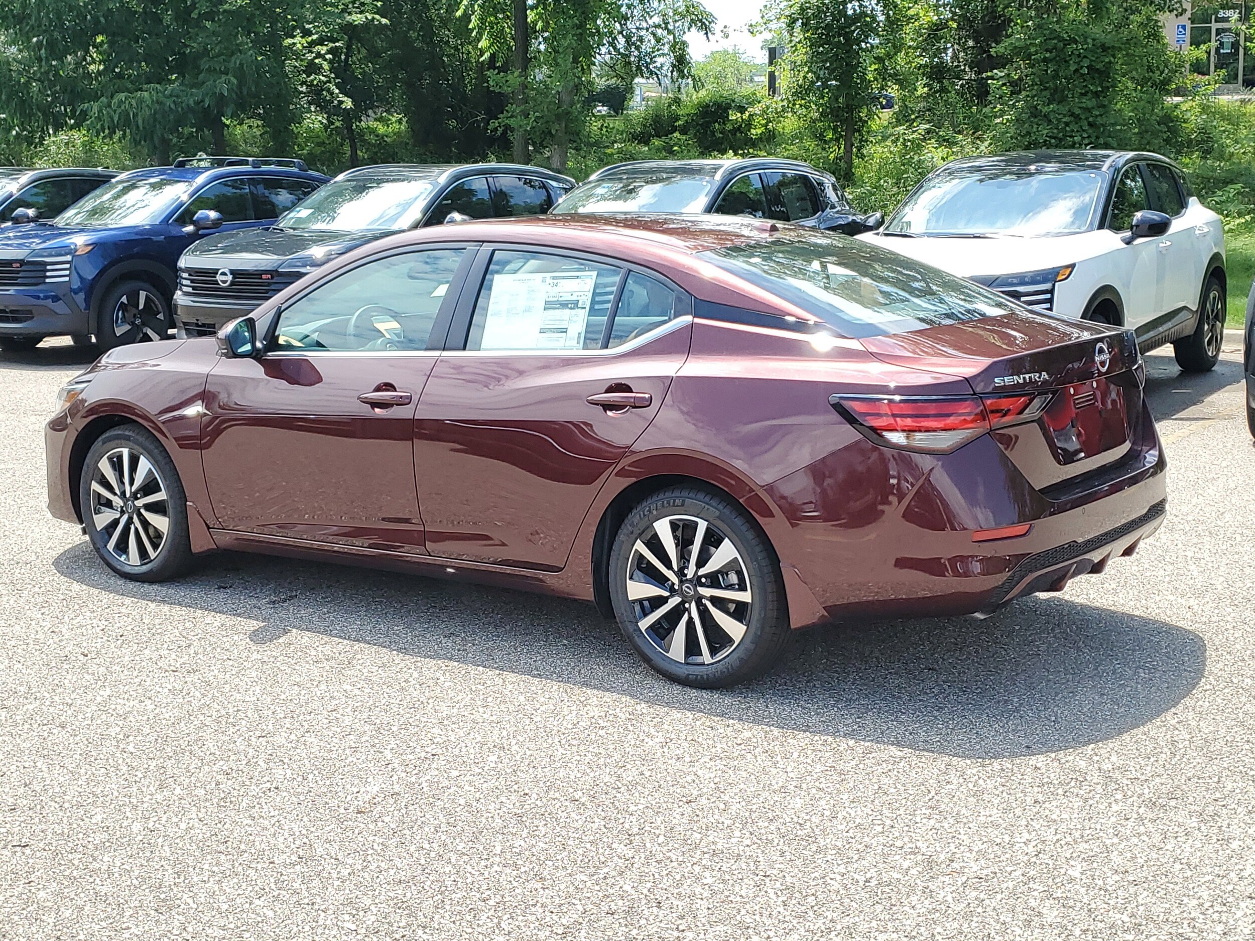 2025 Nissan Sentra SV photo 2