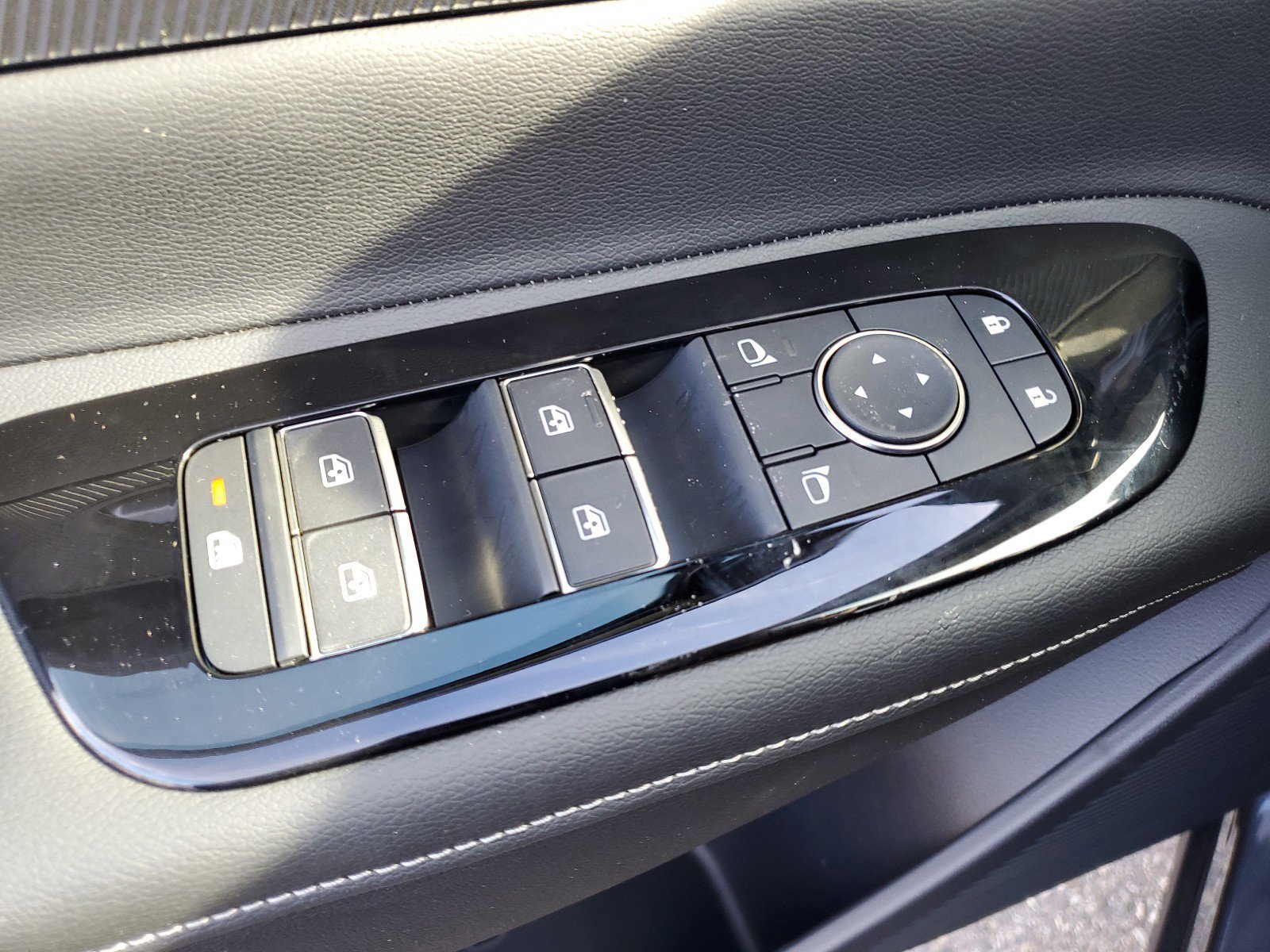 2025 Nissan Murano SV - Photo 22