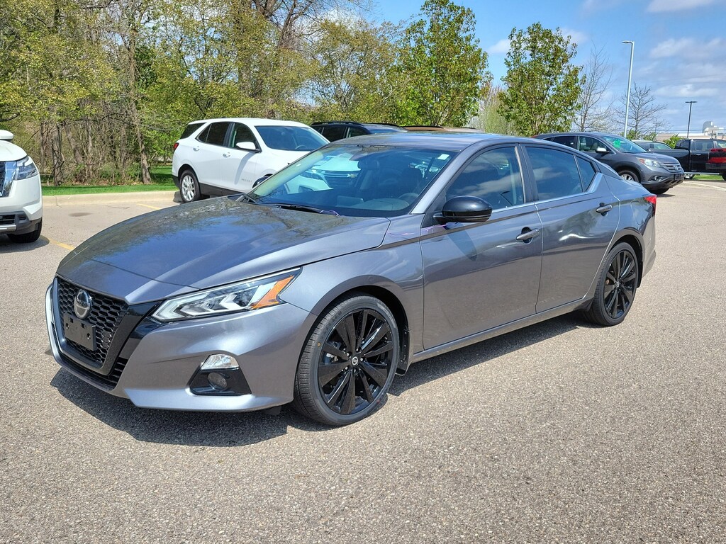 Certified 2022 Nissan Altima 2.5 SR Sedan