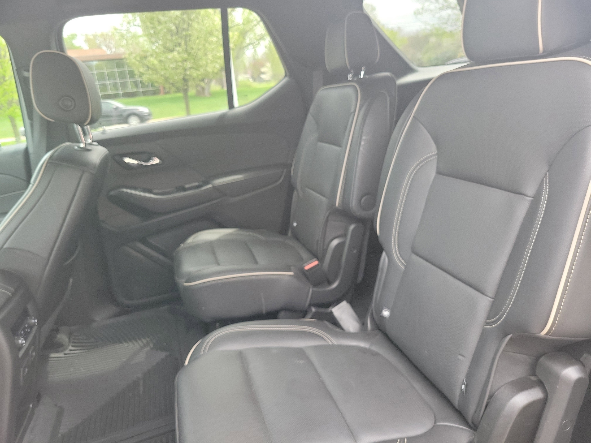 2022 Chevrolet Traverse Premier - Photo 30