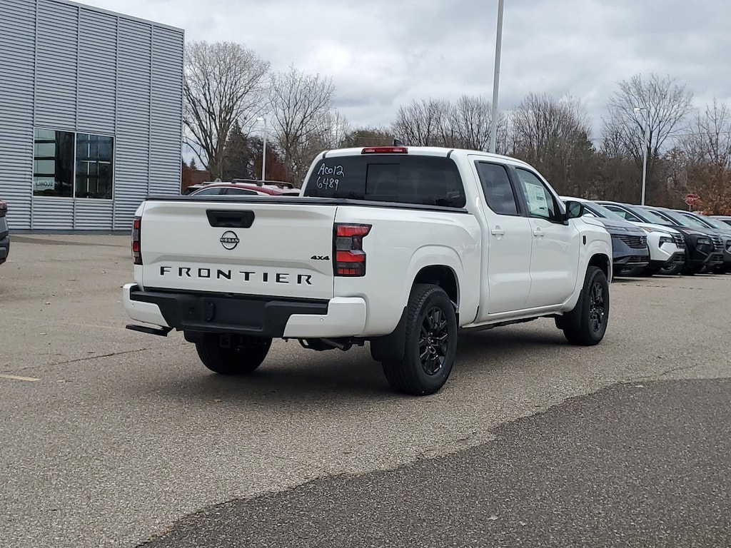 New 2026 Nissan Frontier SV Truck Crew Cab