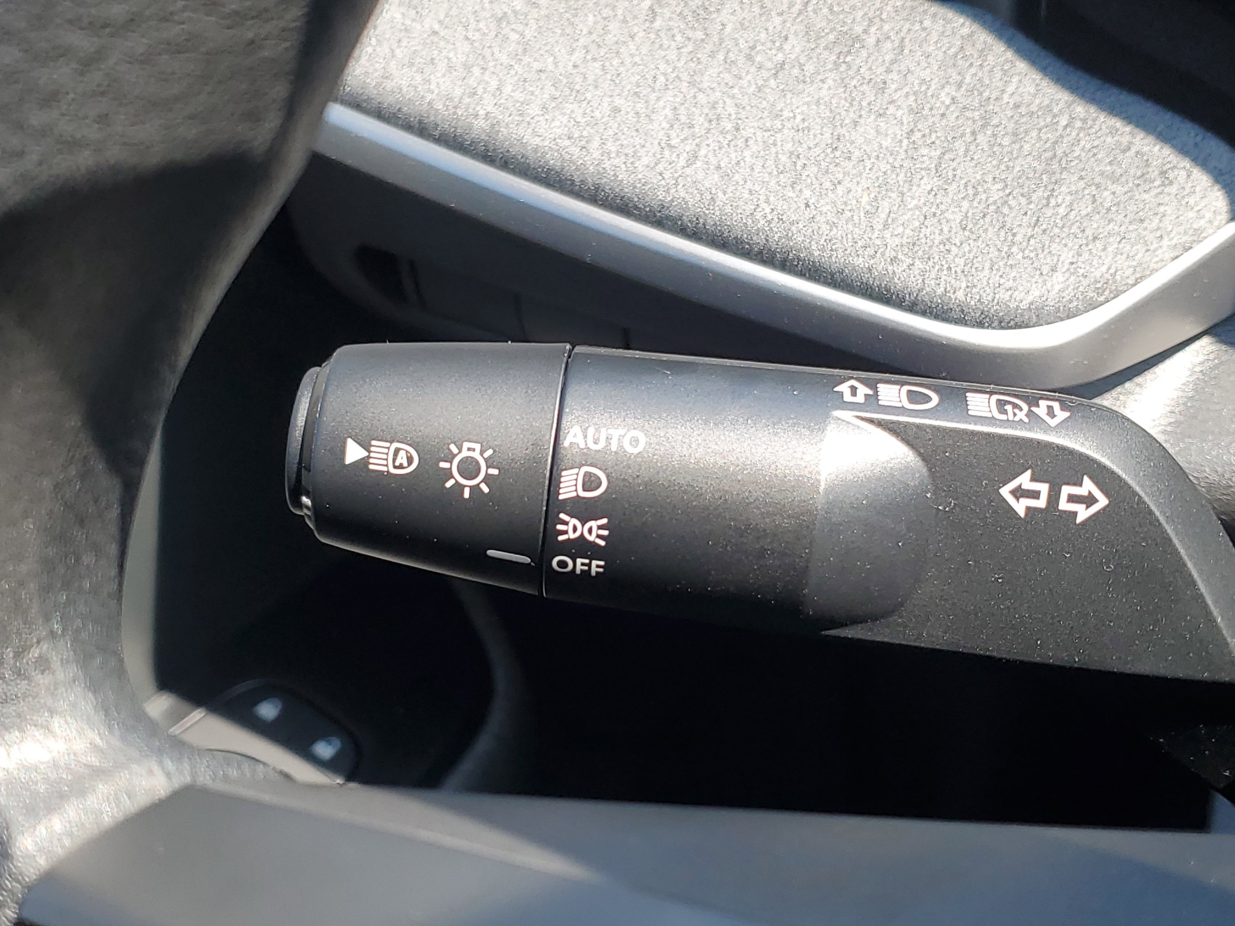 2026 Nissan KICKS SV AWD - Photo 9