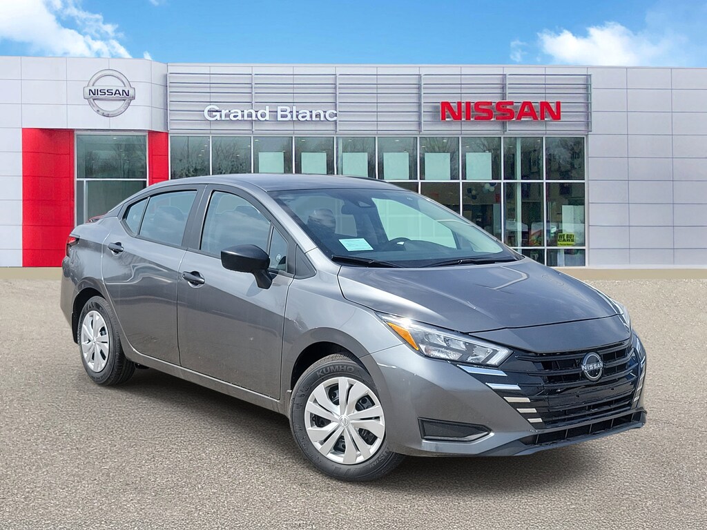 New 2025 Nissan Versa 1.6 S Sedan