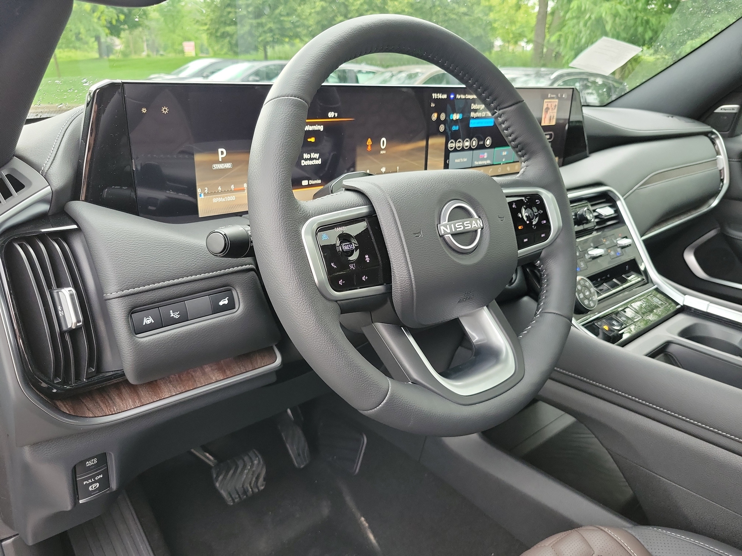 2025 Nissan Armada Platinum - Photo 7