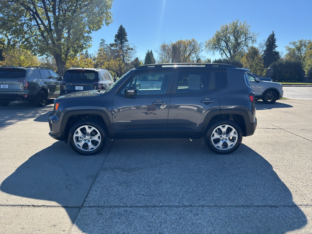 2023 Jeep Renegade Limited's photo