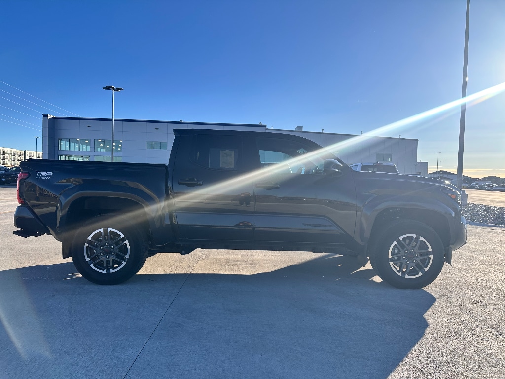 2024 Toyota Tacoma TRD Sport photo 3