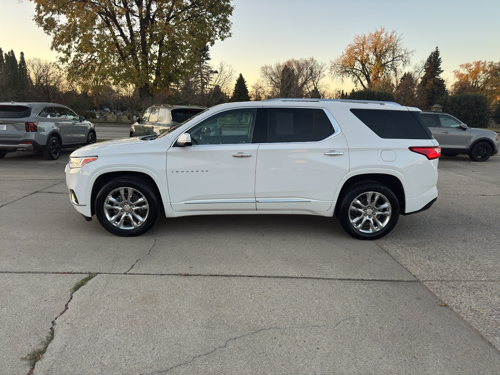 2020 Chevrolet Traverse High Country's photo