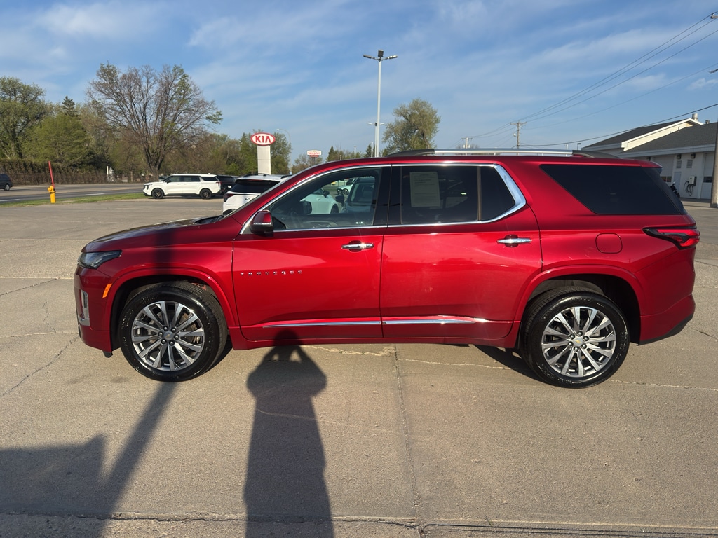 2023 Chevrolet Traverse AWD Premier's photo